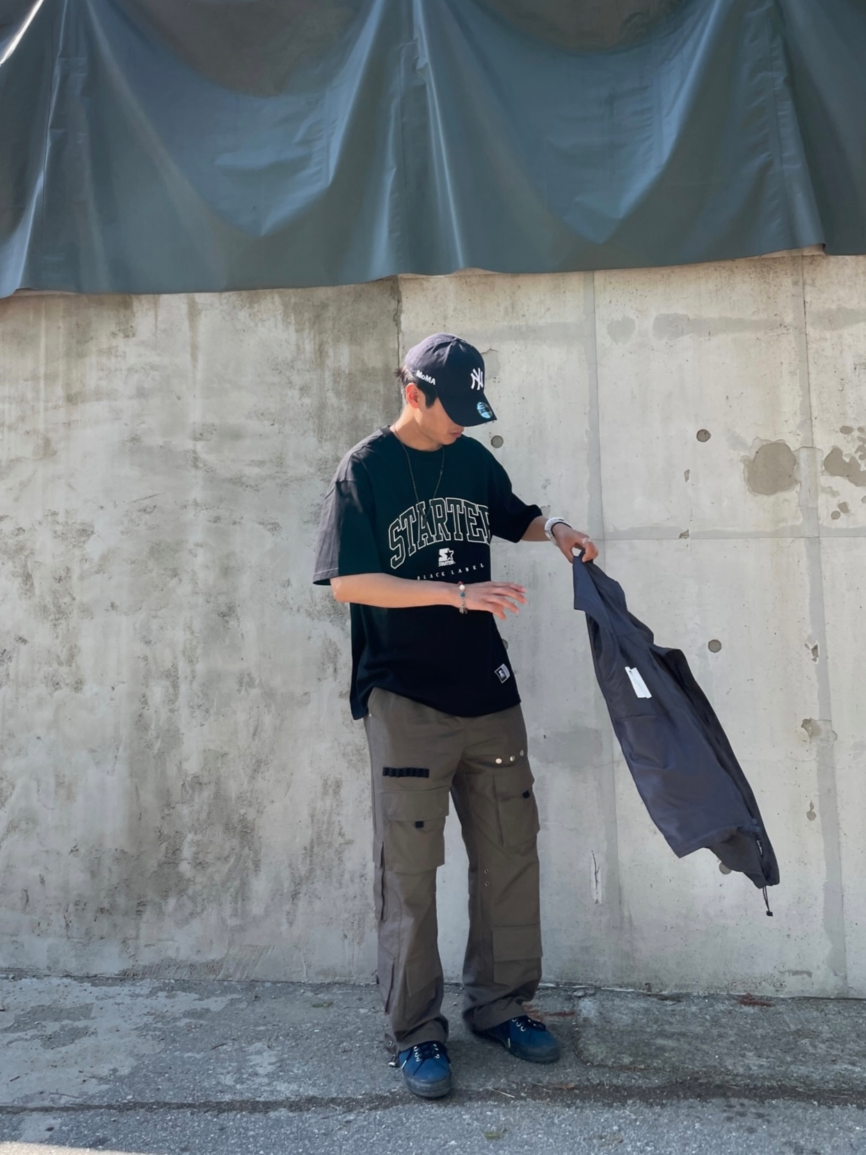 New Era x MoMA New York Yankees Cap Navy, Converse x Thisisneverthat One Star Ox Poseidon 착용 스타일 - 2