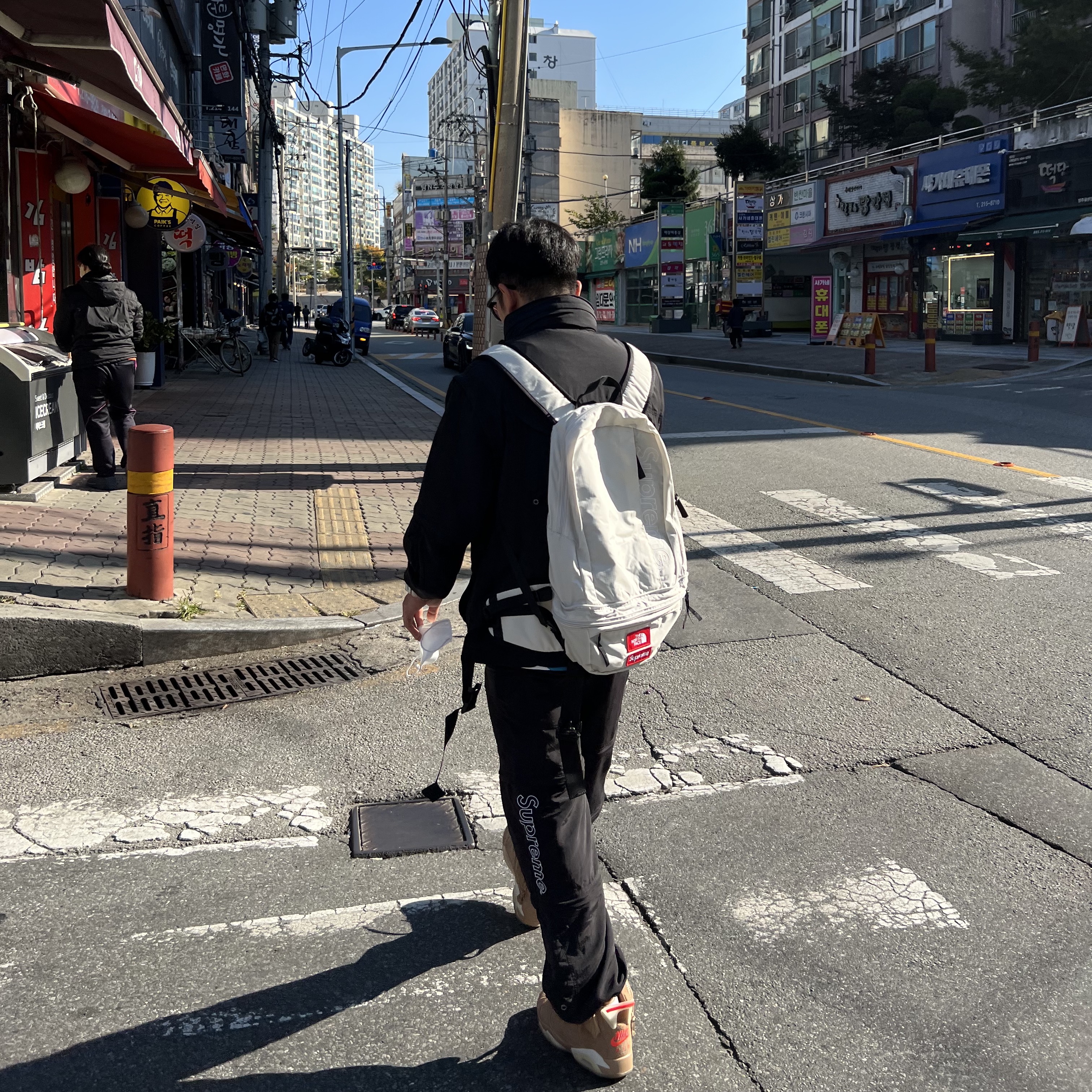Supreme x The North Face Trekking Convertible Jacket Black - 22SS, Supreme x The North Face Trekking Zip-Off Belted Pants Black - 22SS 착용 스타일