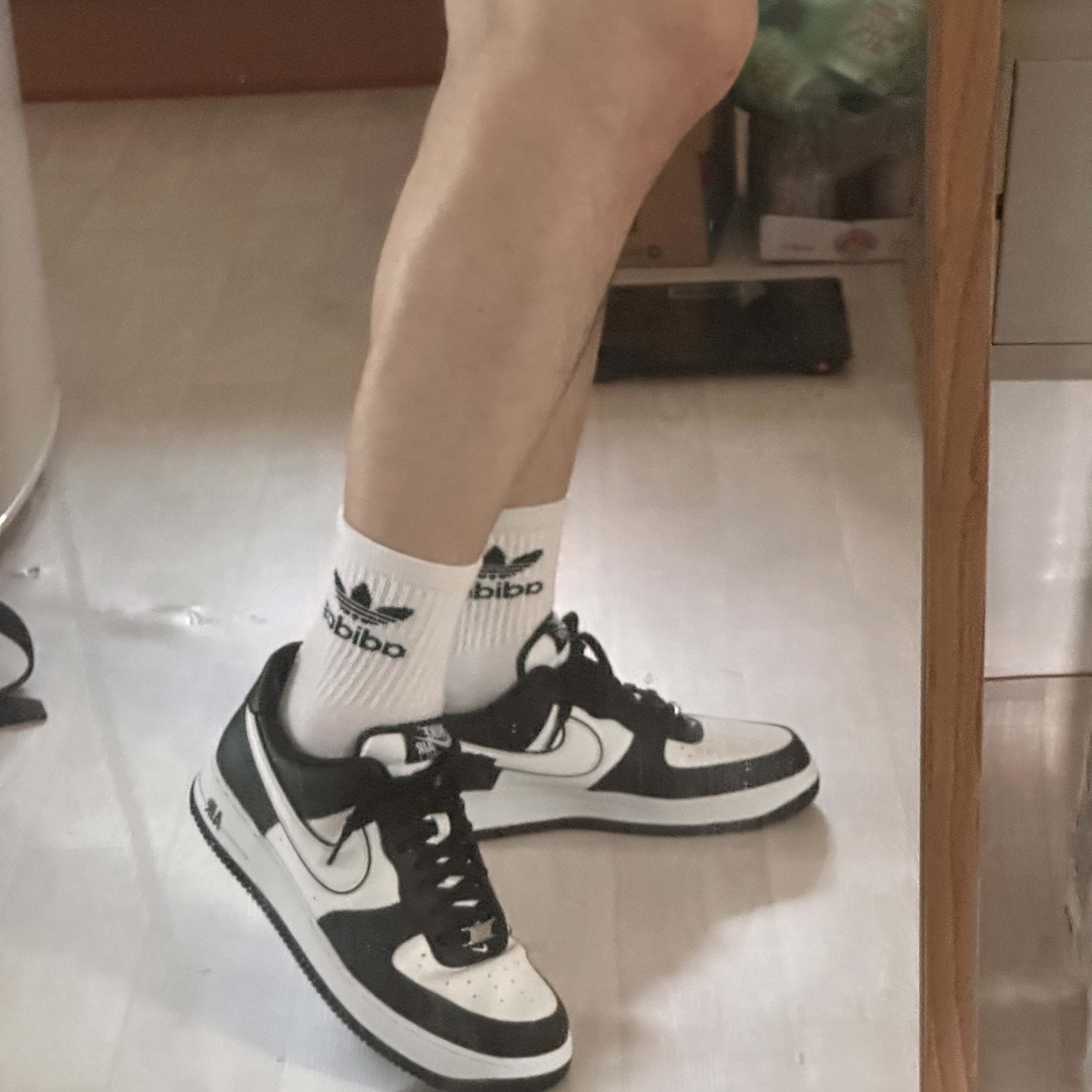 Nike Air Force 1 '07 Black White 착용 스타일
