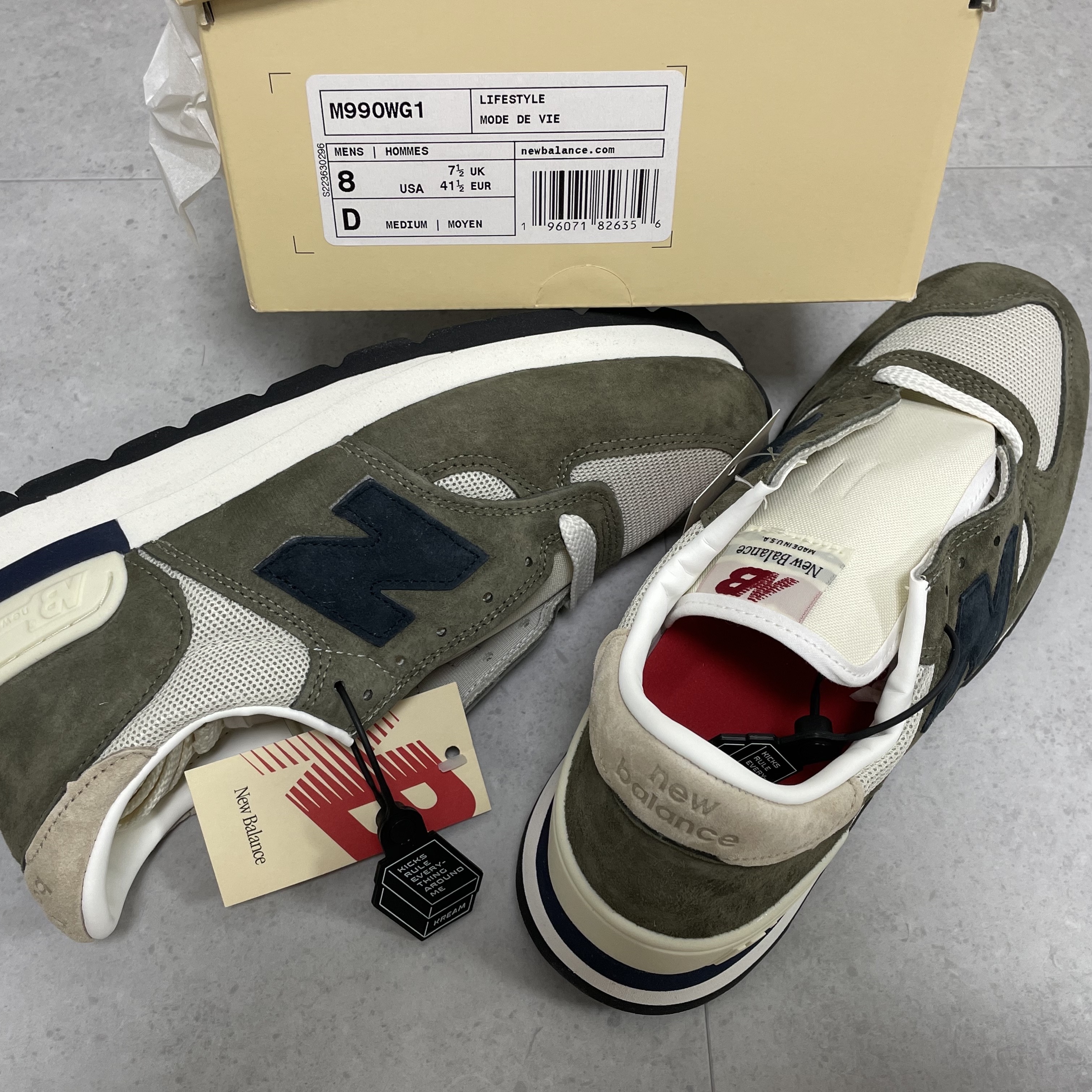 New Balance 990v1 Made in USA Olive 착용 스타일 - 1