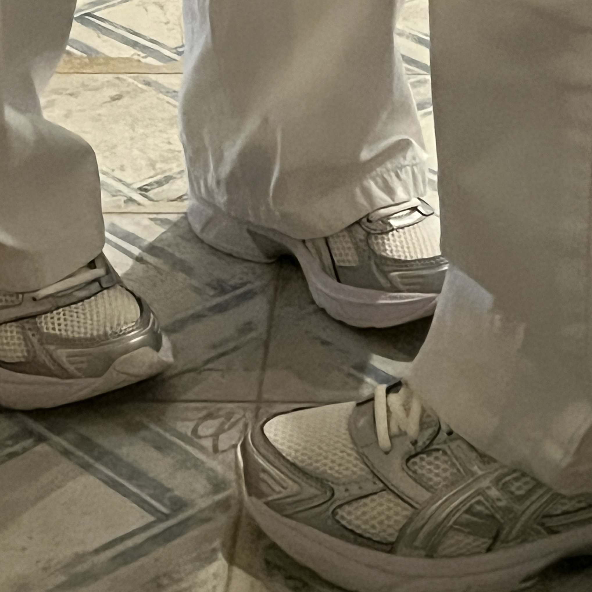 (W) Asics Gel-1130 Cream Pure Silver 착용 스타일 - 2