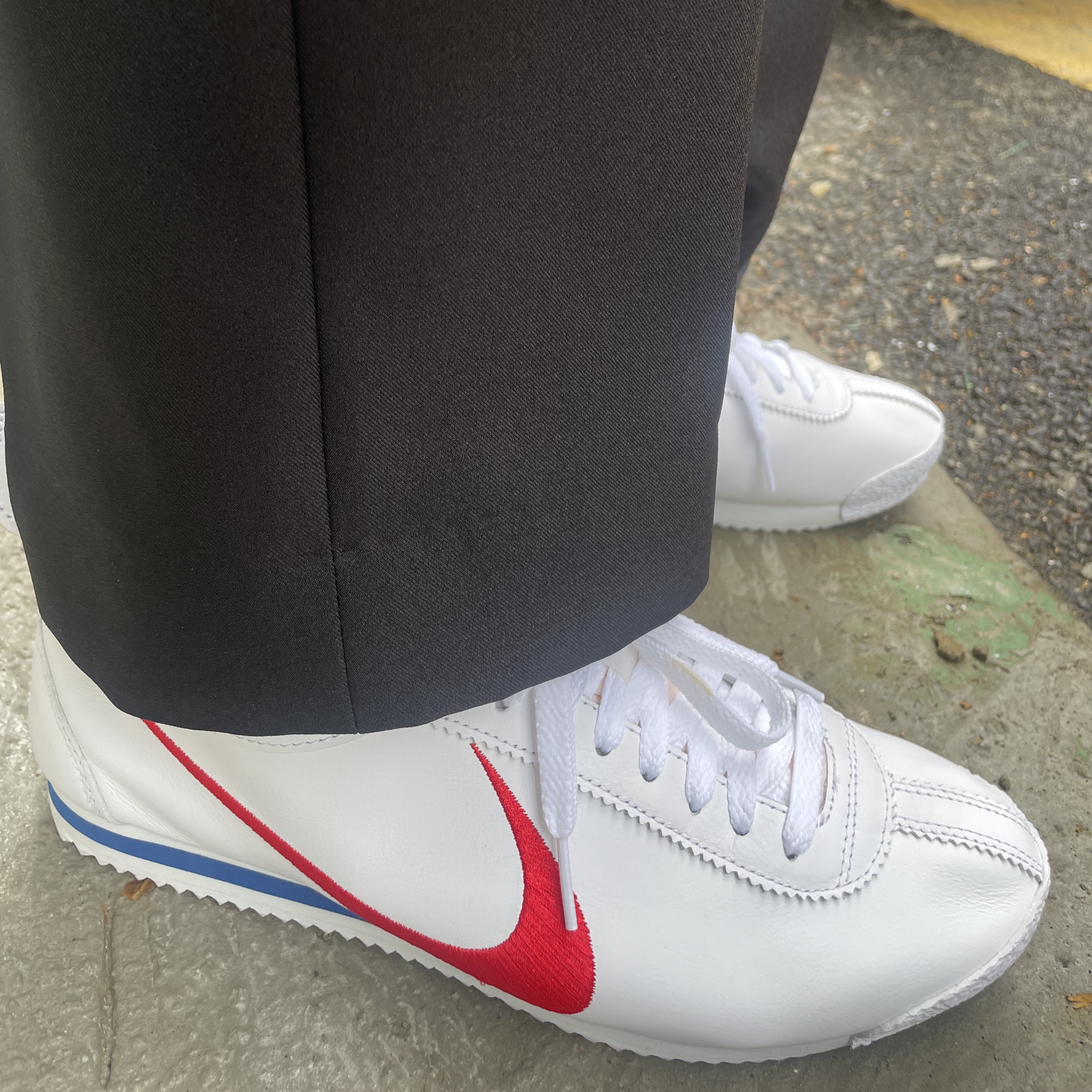 Nike Cortez 72 Shoe Dog OG Slim Swoosh 착용 스타일 - 3