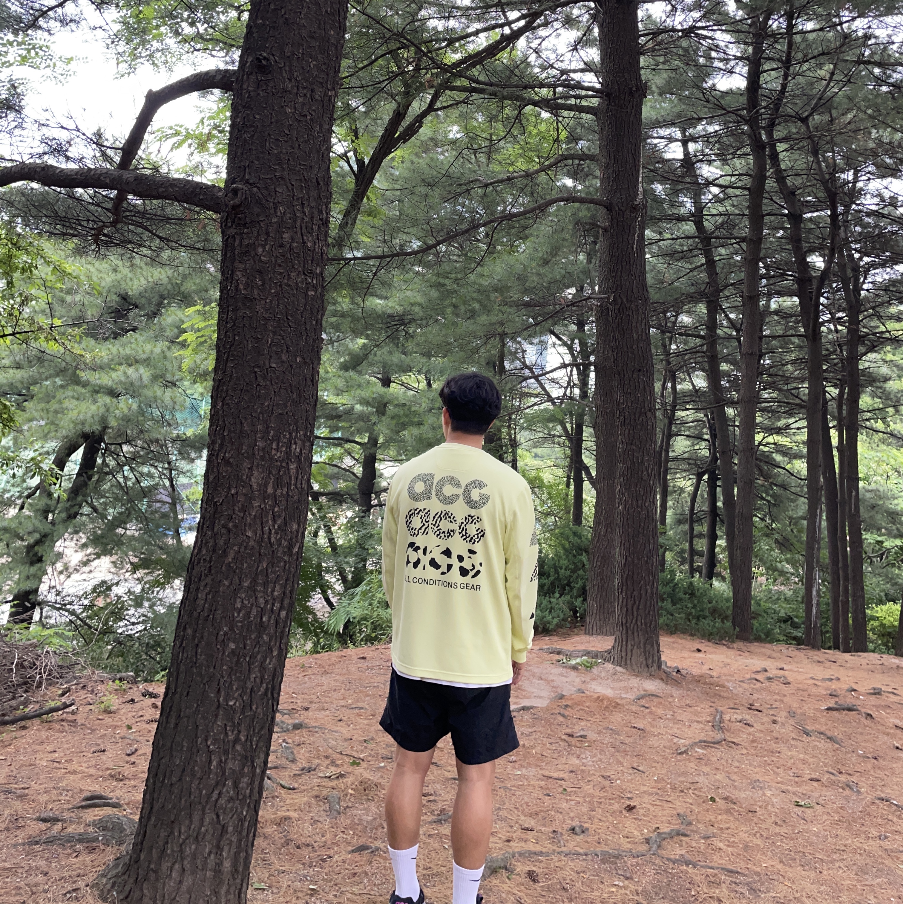 Nike ACG GX LS Waffle Top Black - Asia, Nike NRG ACG Trail Shorts Black Anthracite - Asia 착용 스타일