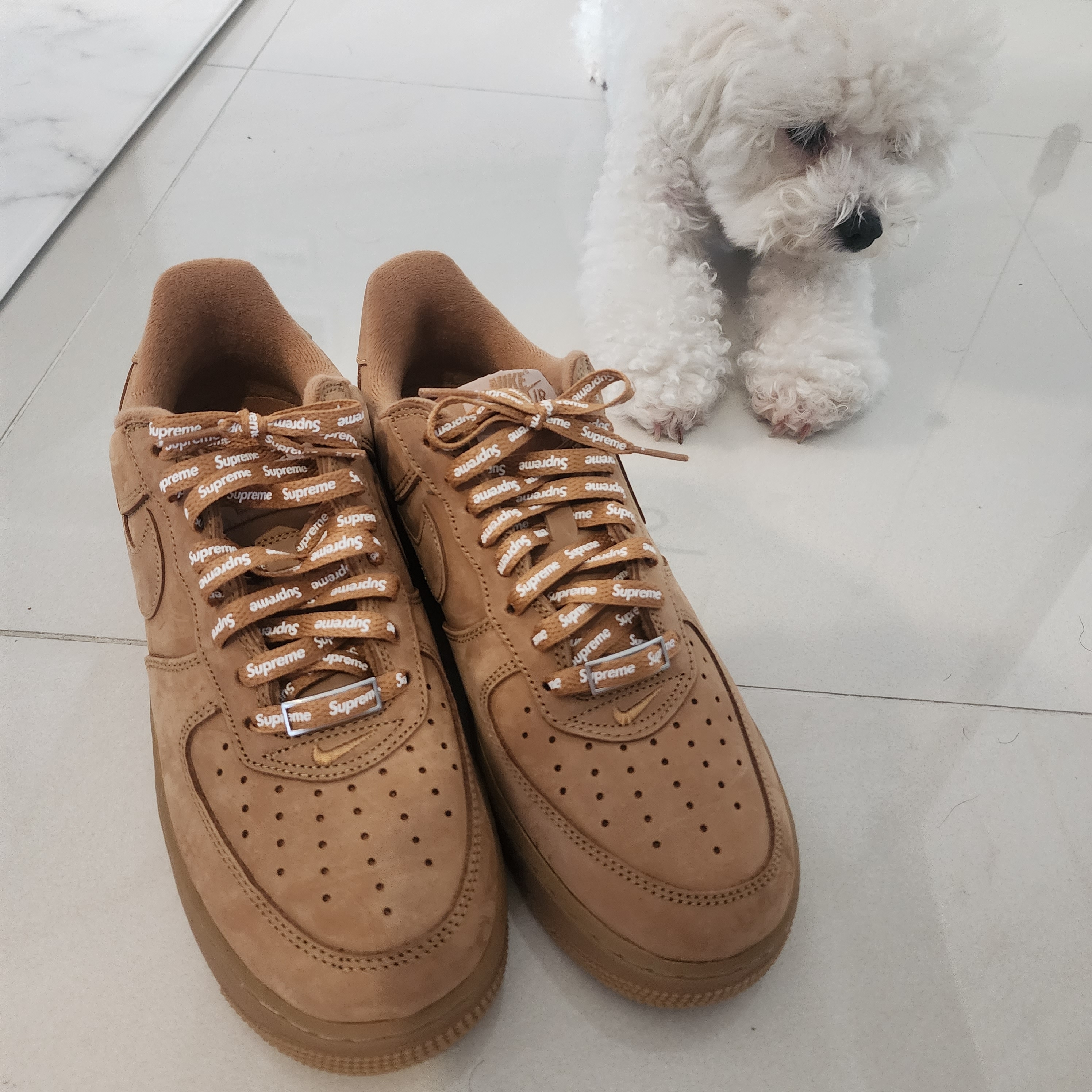 Nike x Supreme Air Force 1 Low Flax 착용 스타일 - 3