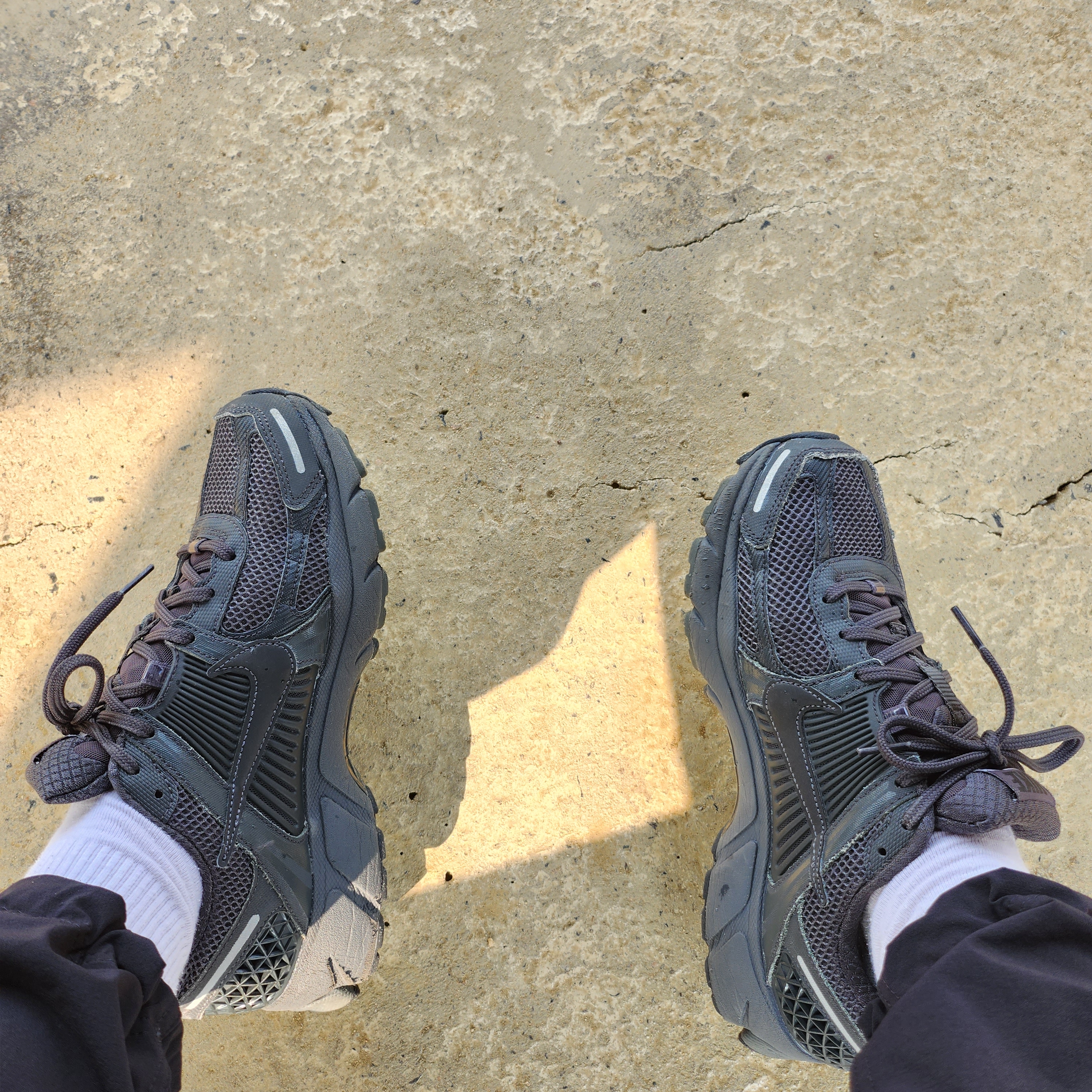 Nike Zoom Vomero 5 SP Anthracite 2023 착용 스타일