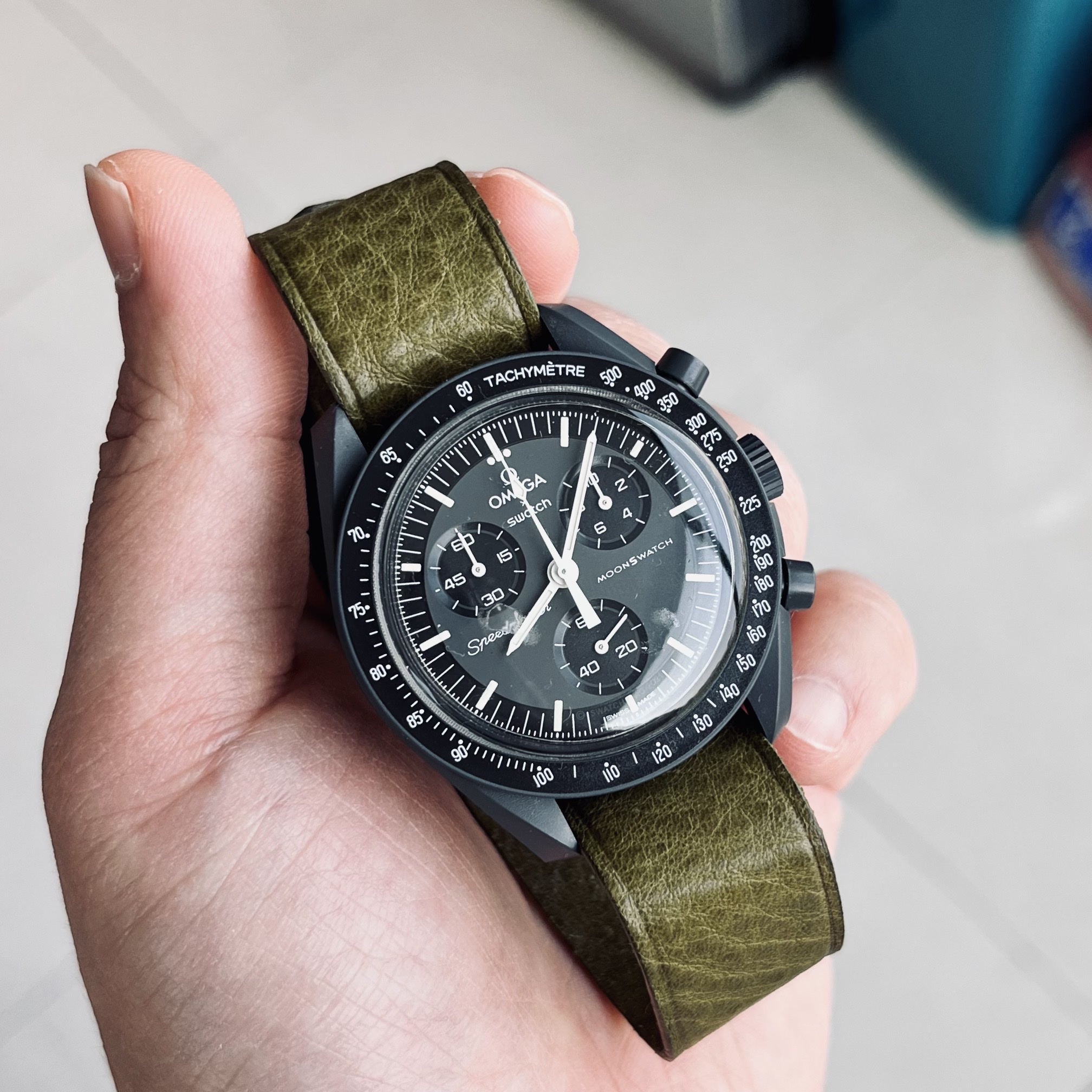 Swatch x Omega Bioceramic MoonSwatch Mission To Mercury 착용 스타일 - 4