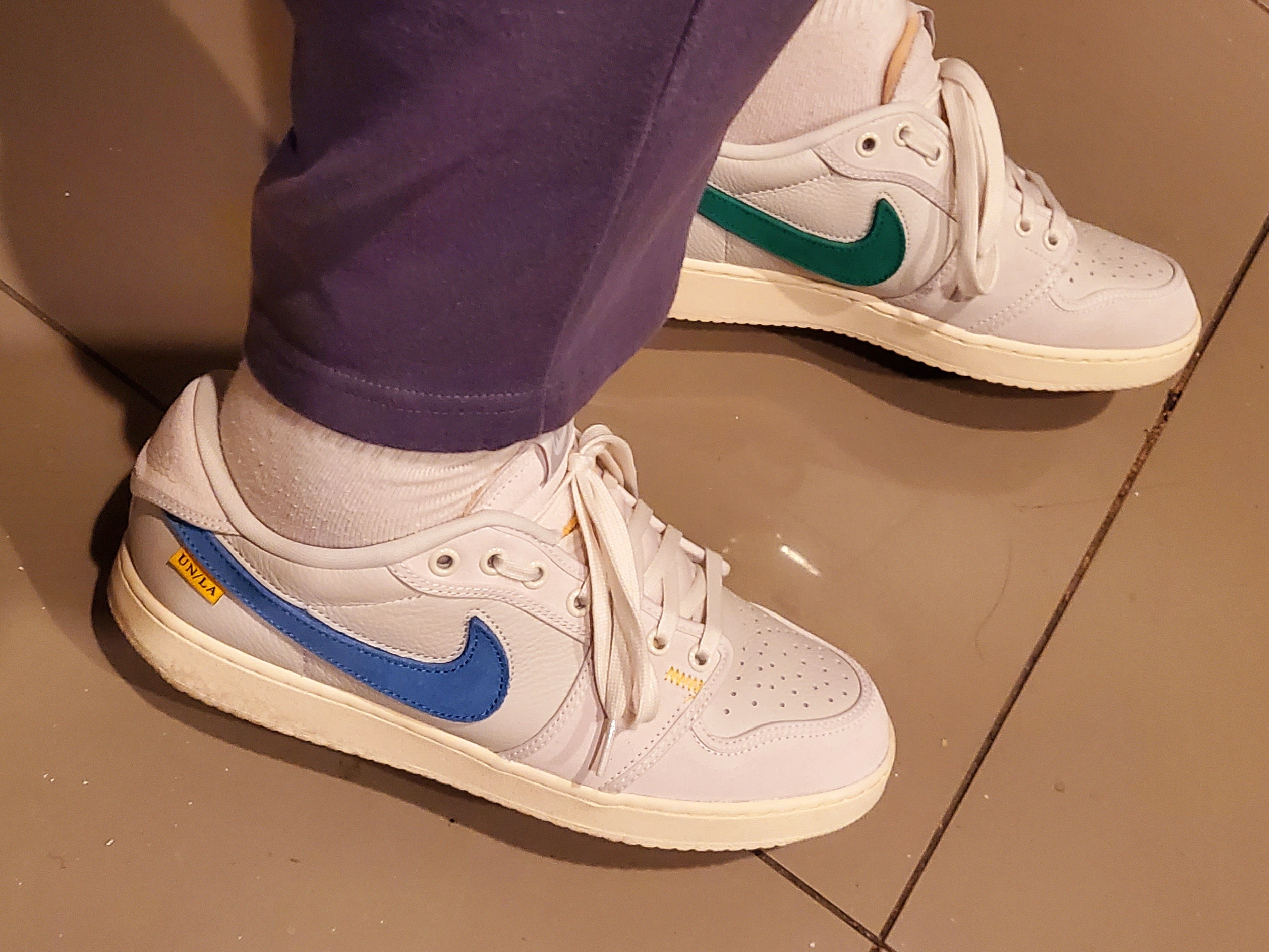 Jordan 1 x Union KO Low Sail Neutral Grey, Jordan 1 x Union KO Low White 착용 스타일 - 1