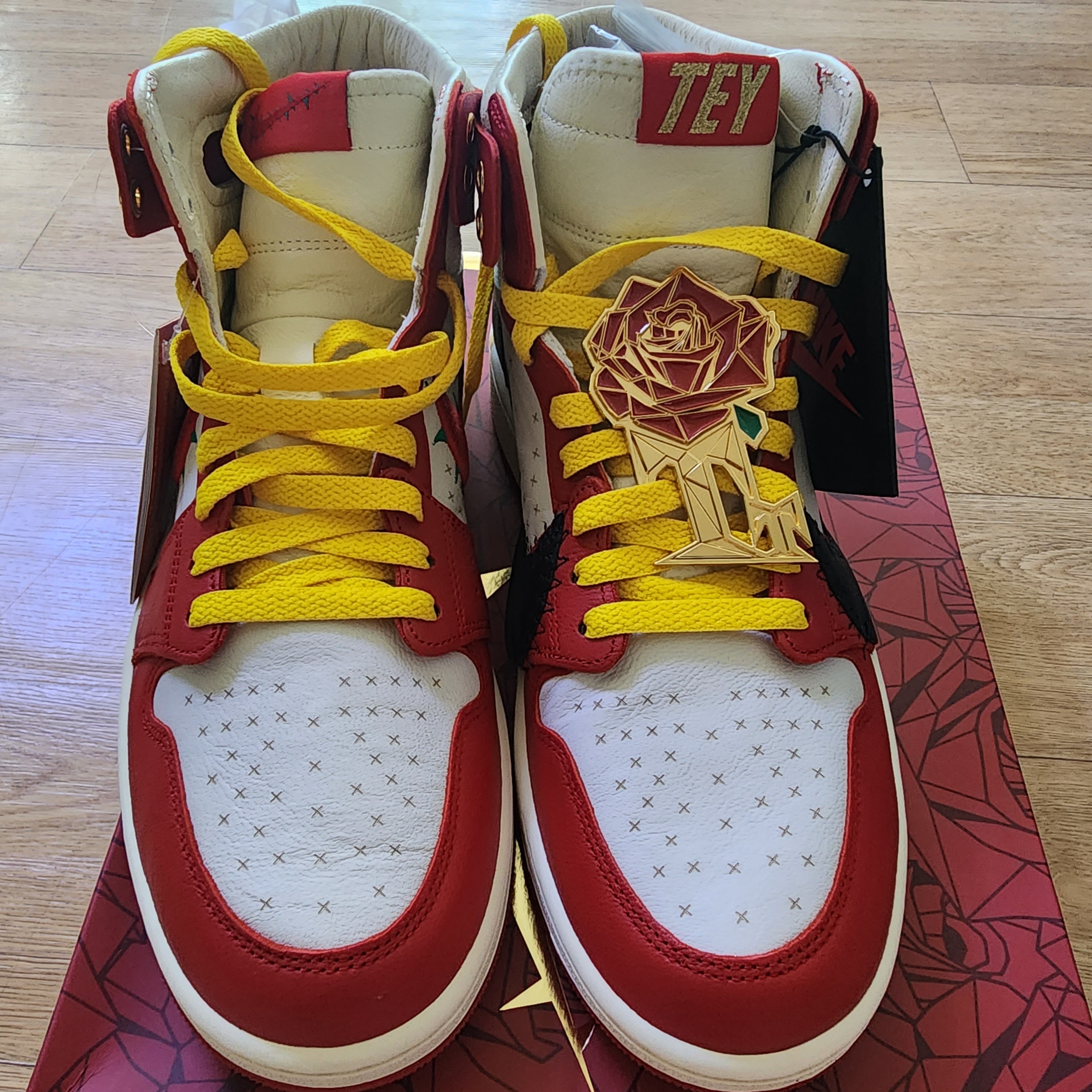 (W) Jordan 1 x Teyana Taylor Zoom CMFT 2 Gym Red 착용 스타일 - 2
