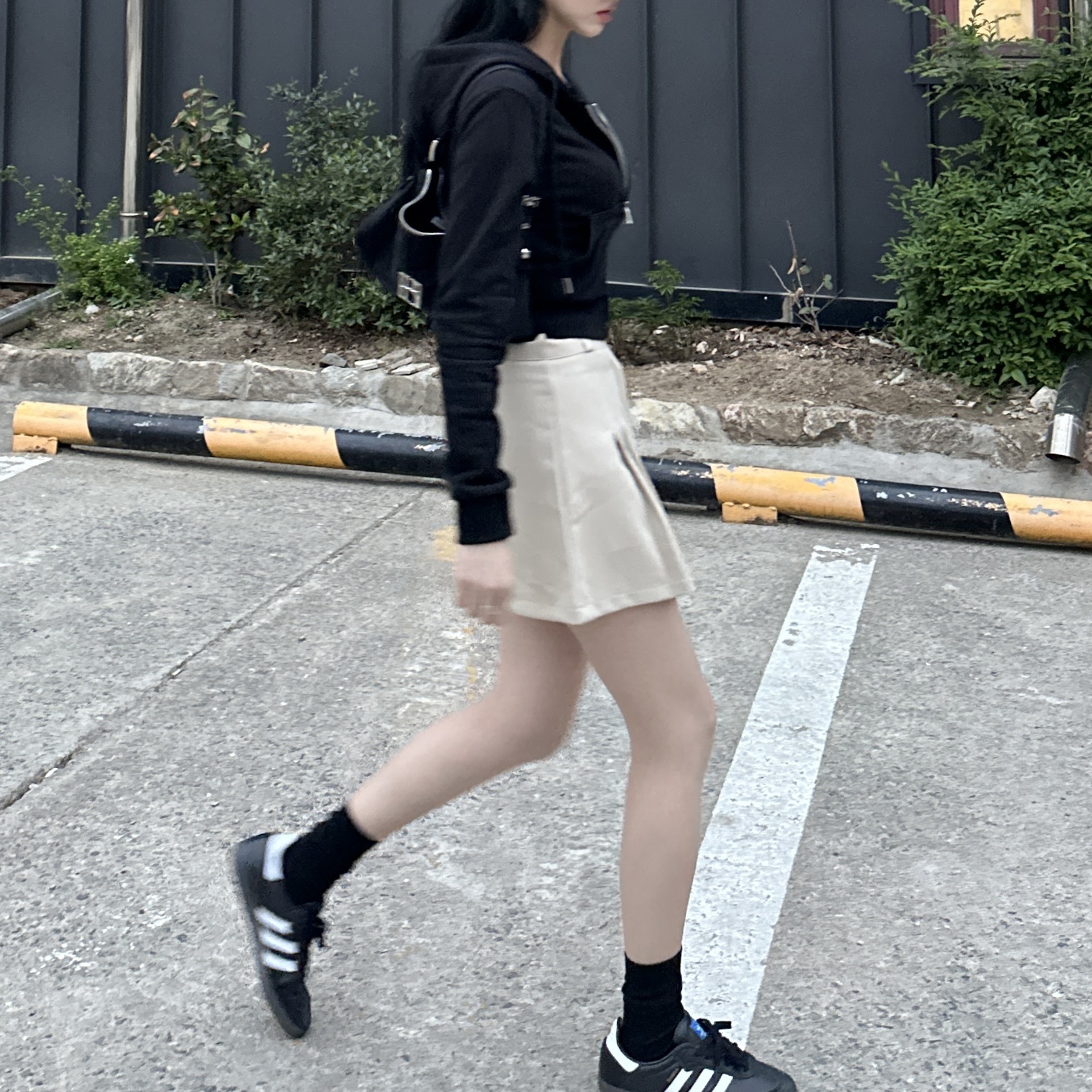 아디다스 삼바 OG 블랙 화이트 검, [15%적립] 폴로 랄프 로렌 코튼 치노 볼캡 뉴포트 네이비 착용 스타일 - 3