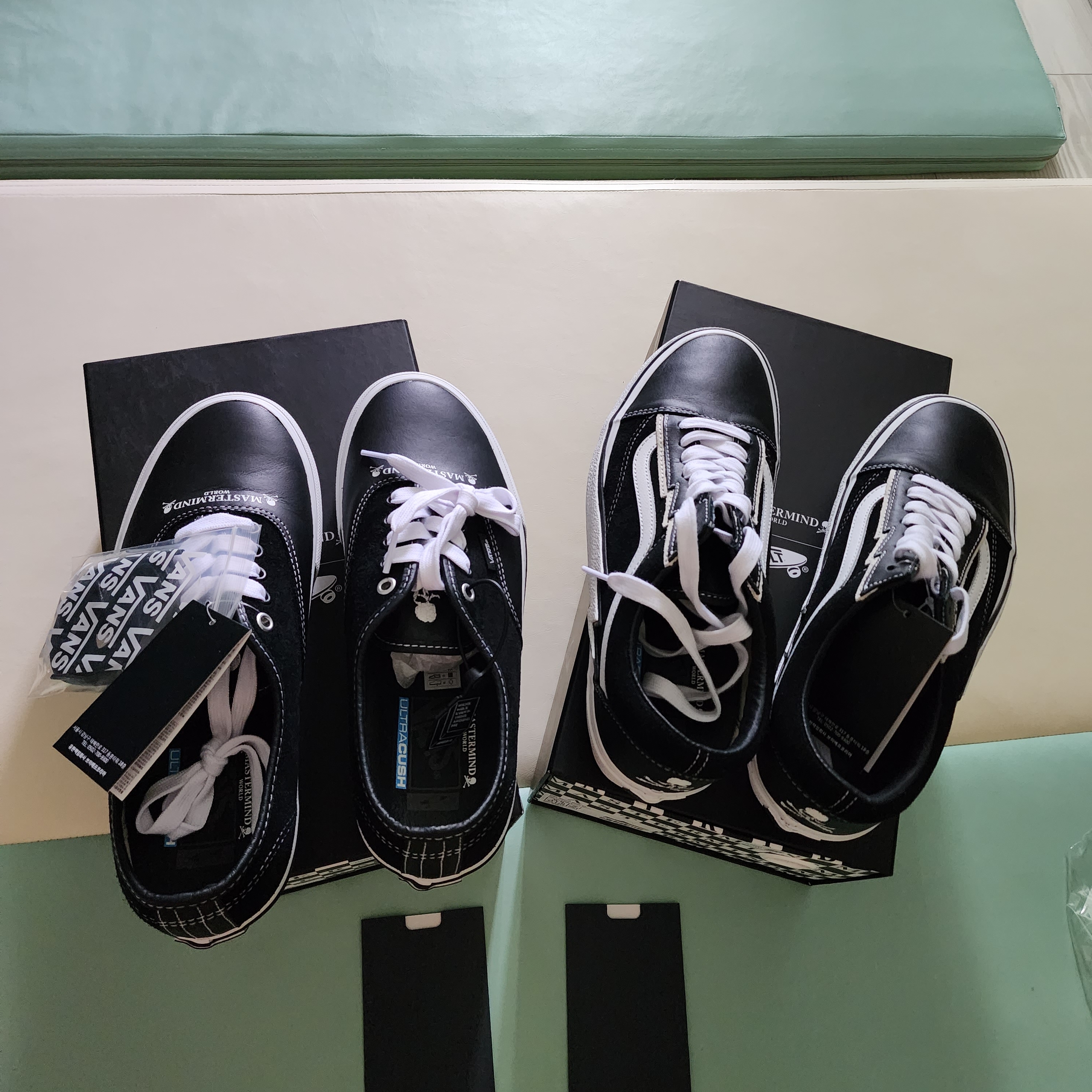 Vans Vault x Mastermind World Authentic LX Black, Vans Vault x Mastermind World Old Skool Bolt Black 착용 스타일