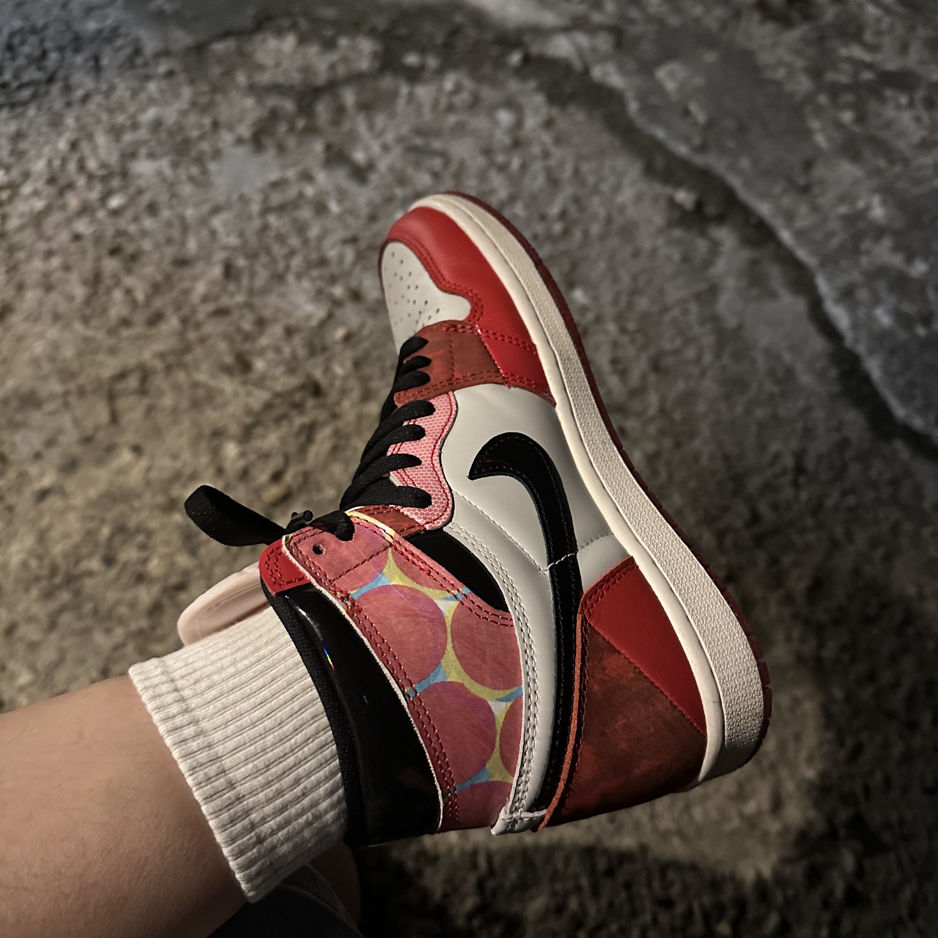 Jordan 1 Retro High Spider-Man Next Chapter 착용 스타일