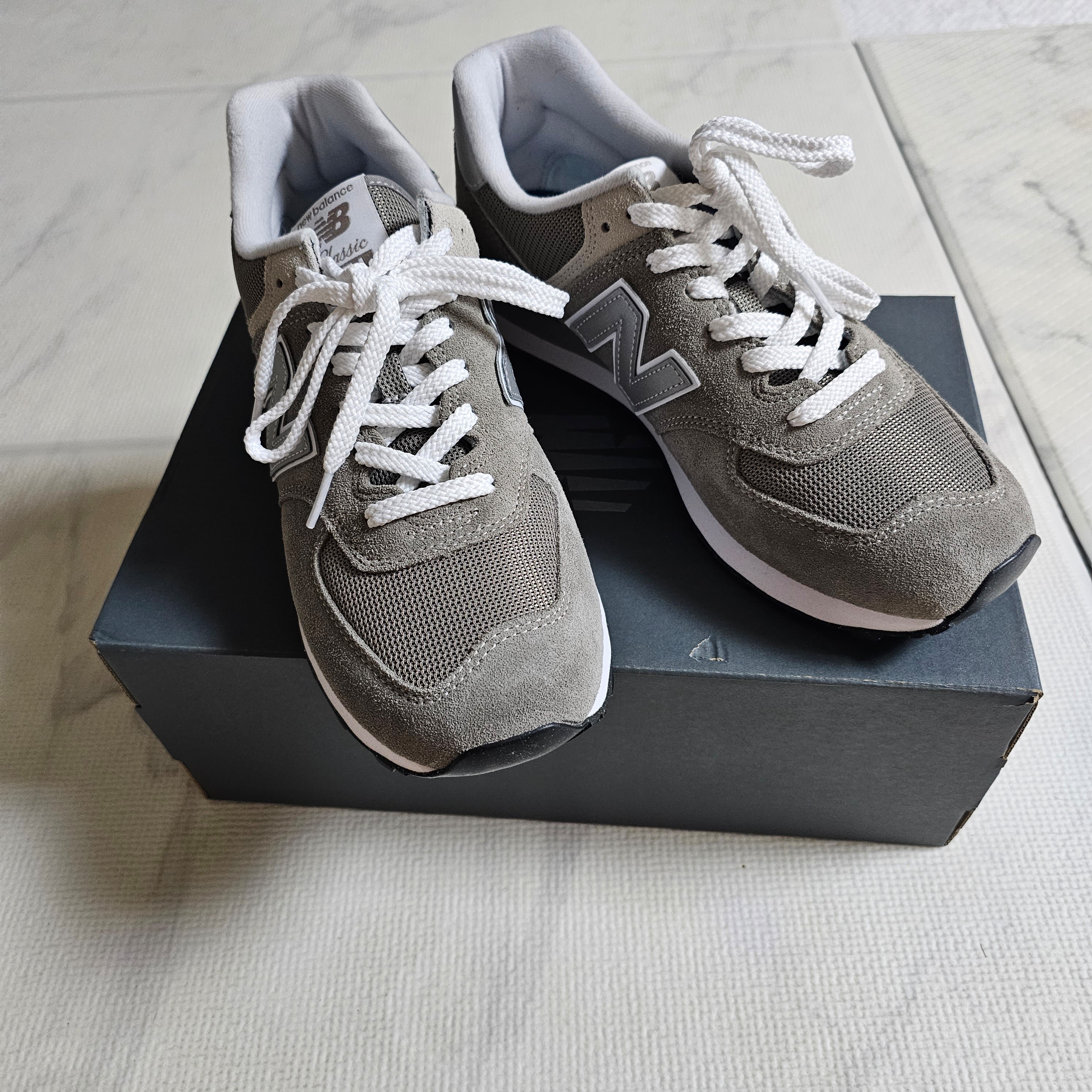 New Balance 574 Worn By Anyone Grey - D Standard 착용 스타일 - 1