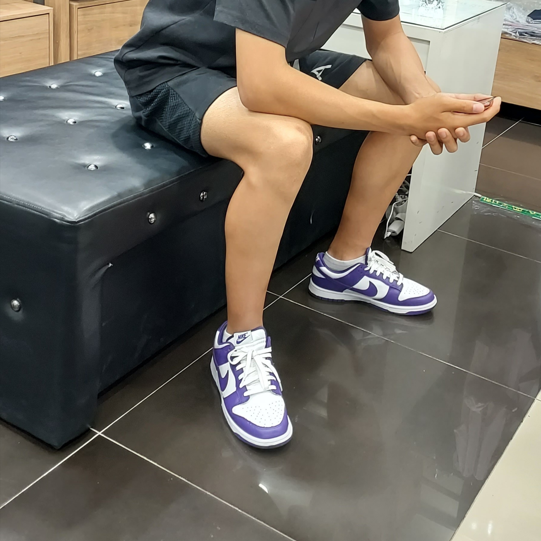 나이키 덩크 로우 레트로 챔피언쉽 코트 퍼플 착용 스타일