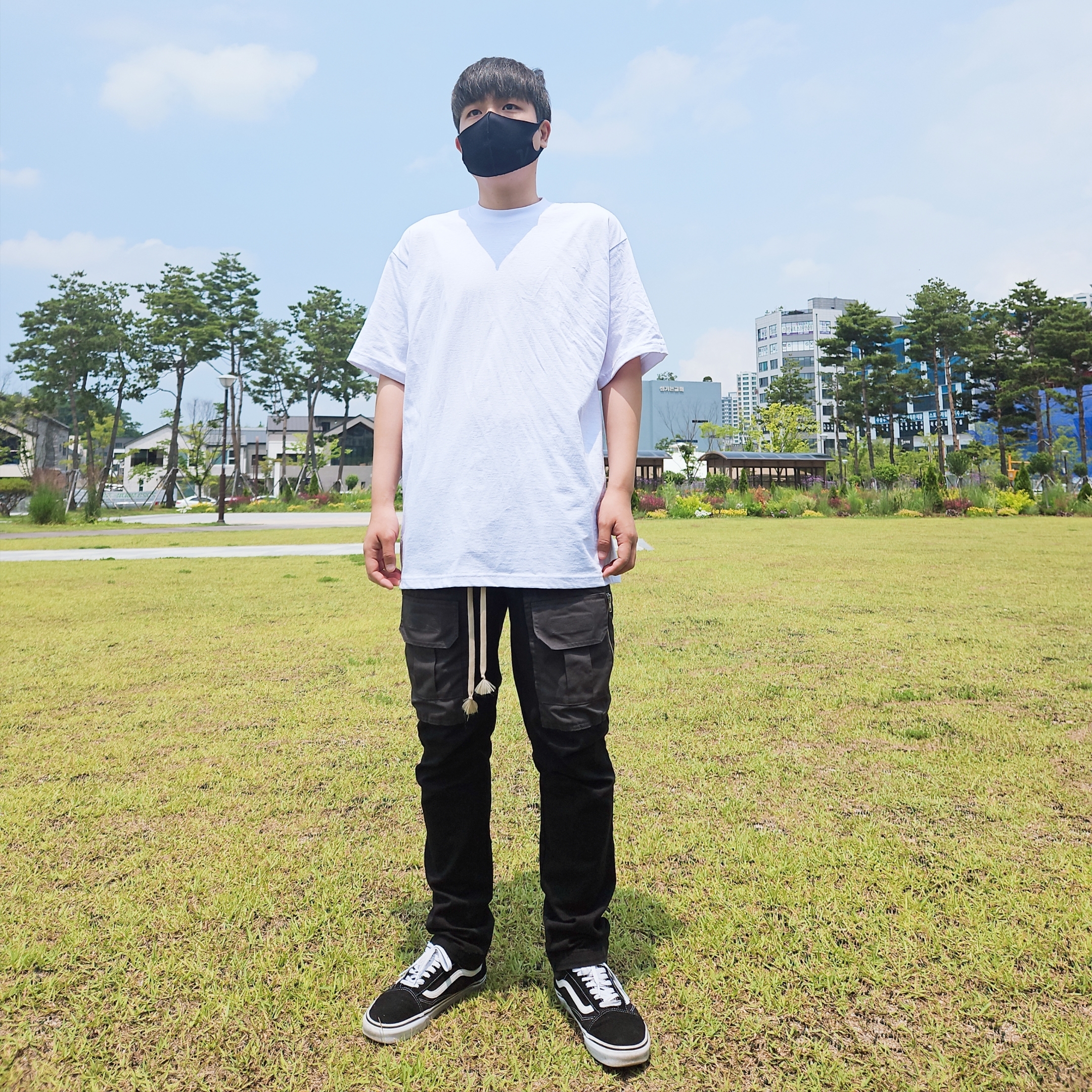 Vans ComfyCush Old Skool Black True white 착용 스타일 - 1