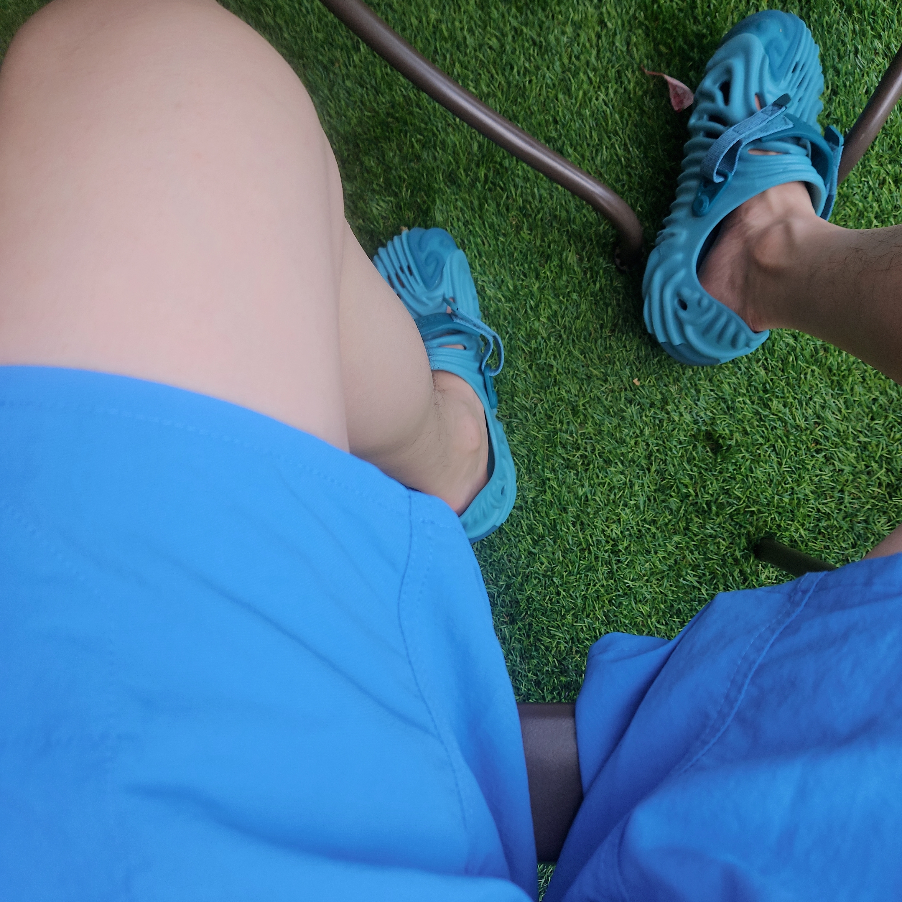 Crocs x Salehe Bembury Pollex Clog Tide 착용 스타일