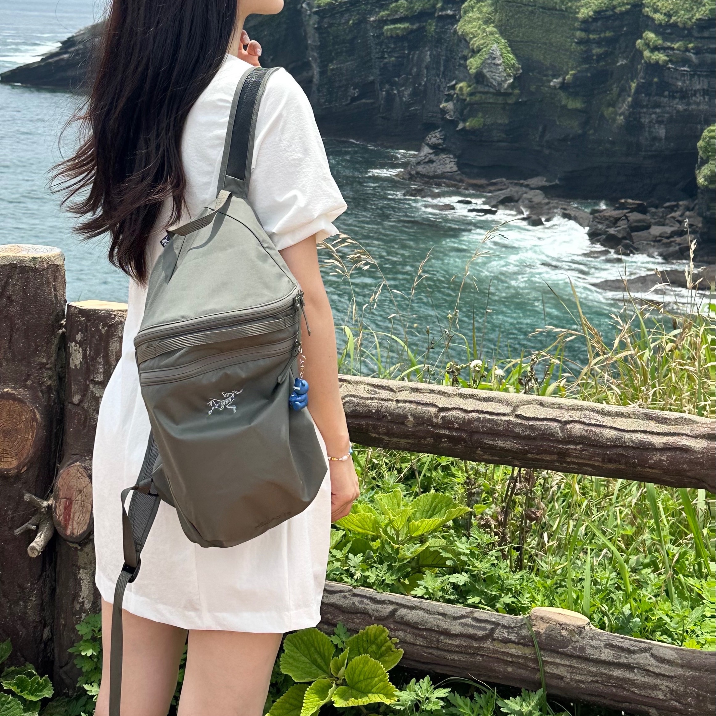 Arc'teryx Heliad 15 Backpack Forage 착용 스타일