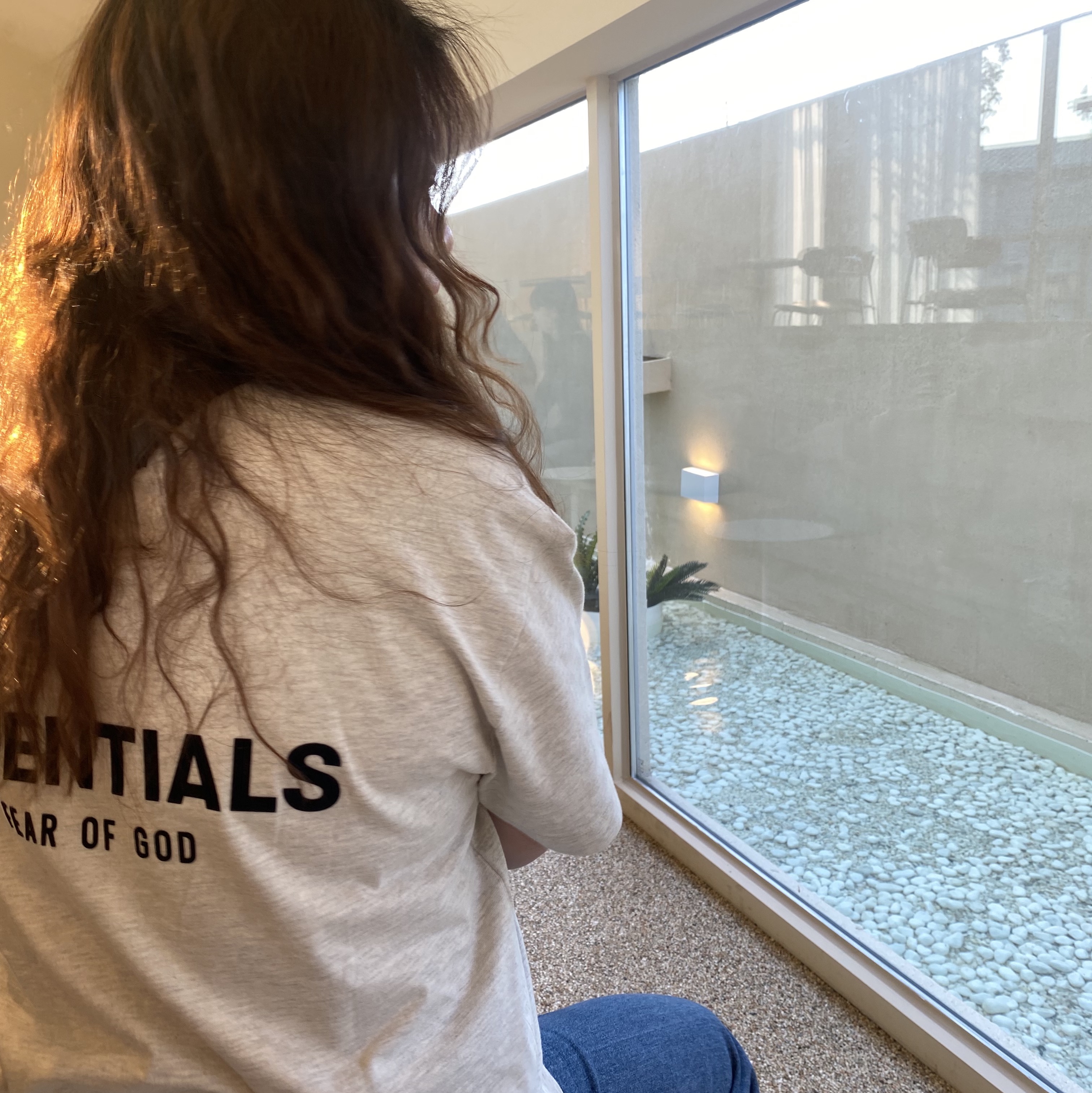 Essentials The Core Collection T-Shirt Light Oatmeal 착용 스타일