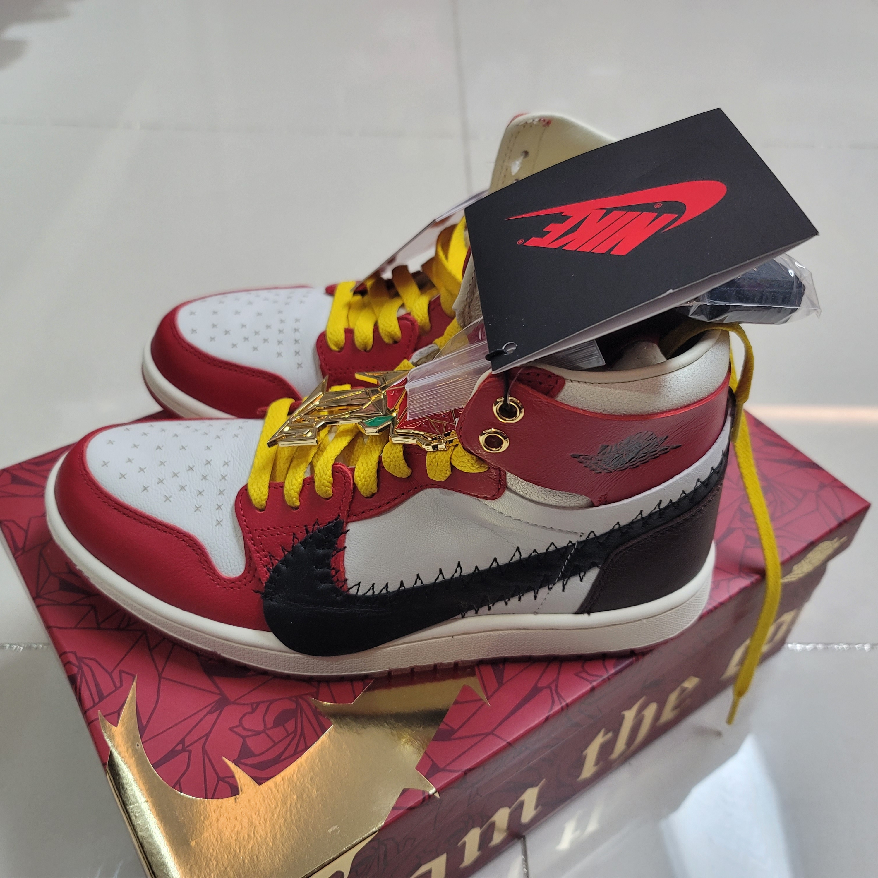 (W) Jordan 1 x Teyana Taylor Zoom CMFT 2 Gym Red 착용 스타일 - 2