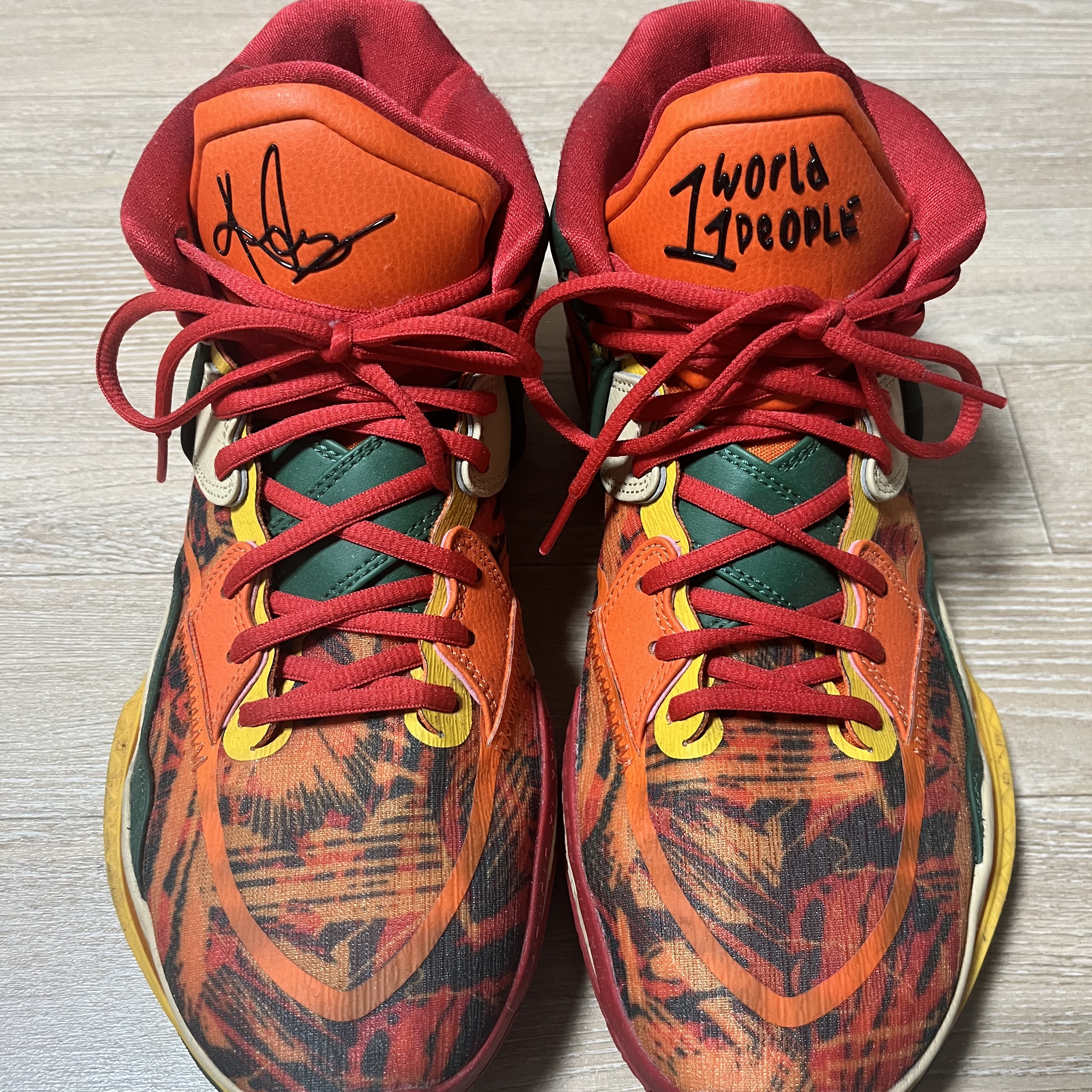 Nike Kyrie Infinity EP Safety Orange Gorge Green 착용 스타일