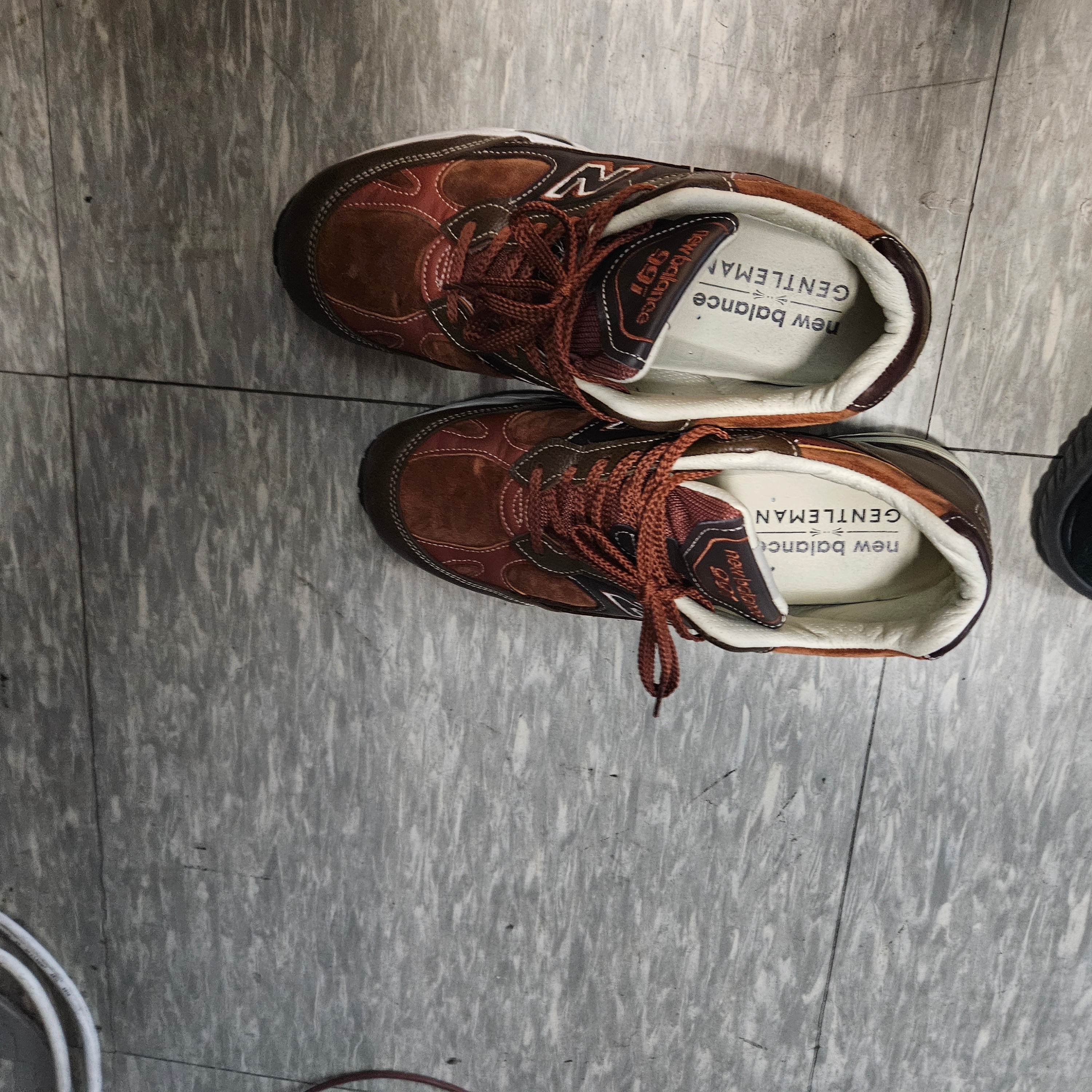 New Balance 991 Made in UK Brown Dark Brown 착용 스타일