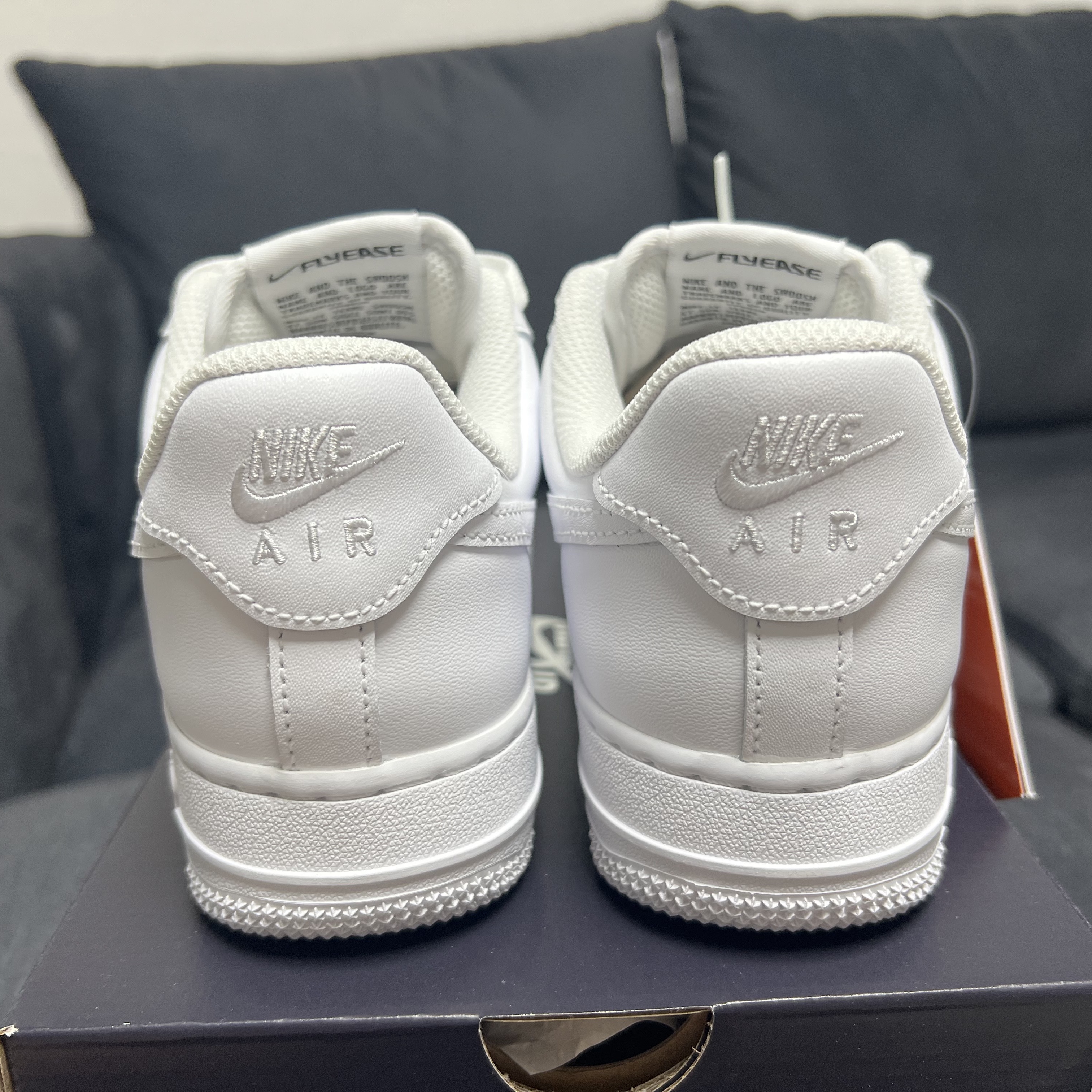 Nike Air Force 1 '07 Low White 착용 스타일 - 3
