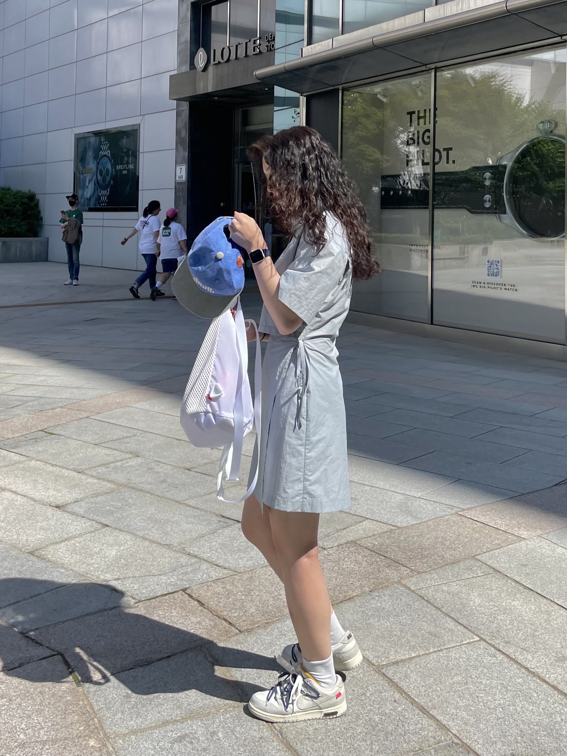 Nike x Off-White Dunk Low The 50 - Lot 18, Supreme Mesh Small Backpack White - 23SS 착용 스타일 - 1