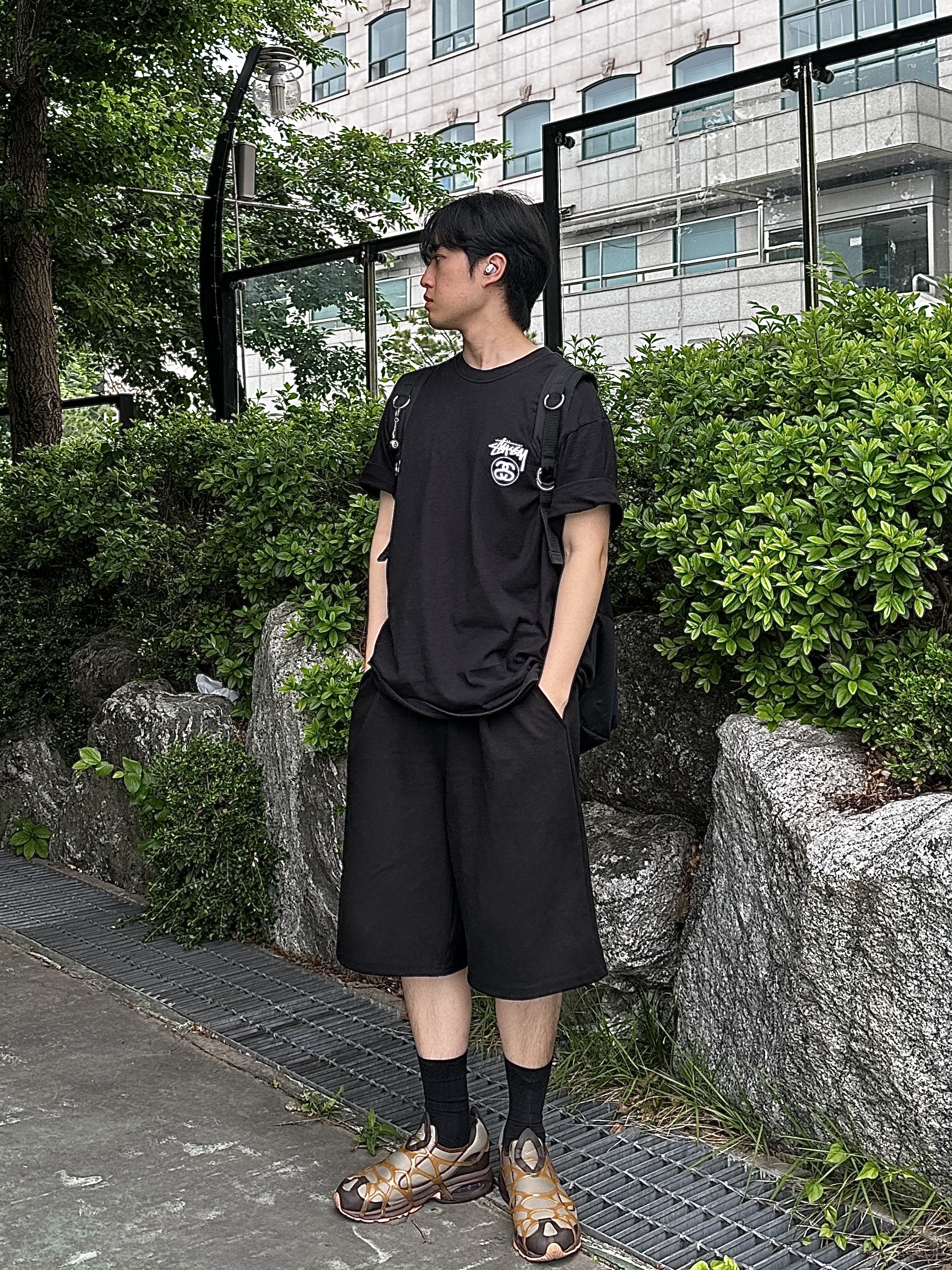 Nike Air Kukini Dark Chocolate 착용 스타일 - 2