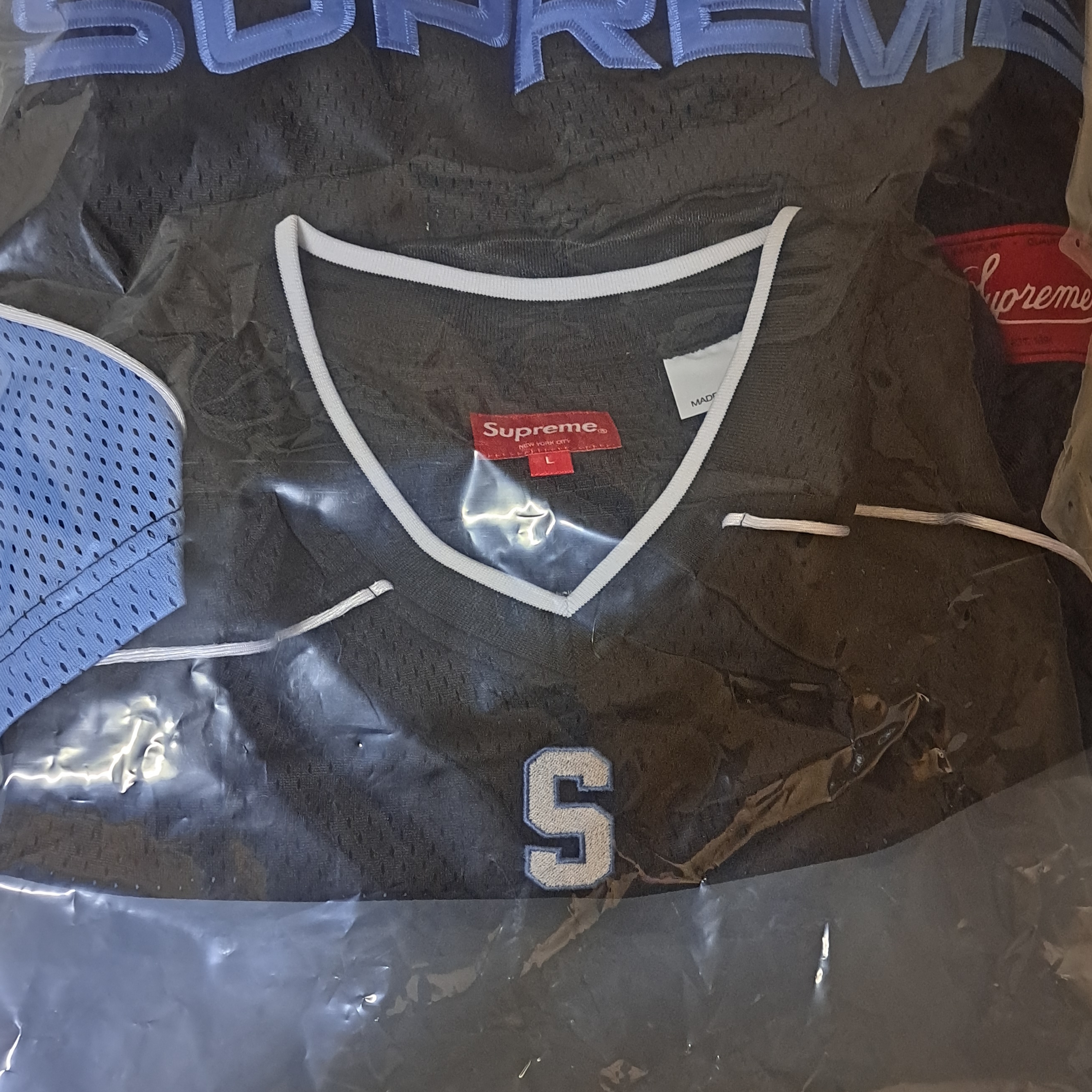 Supreme Perfect Season Football Jersey Black - 23SS 착용 스타일