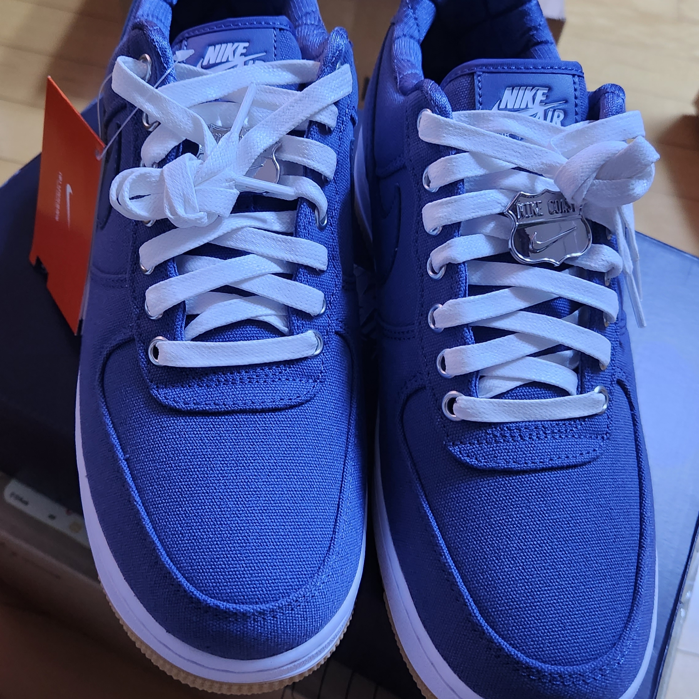 Nike Air Force 1 Low West Coast 착용 스타일 - 2