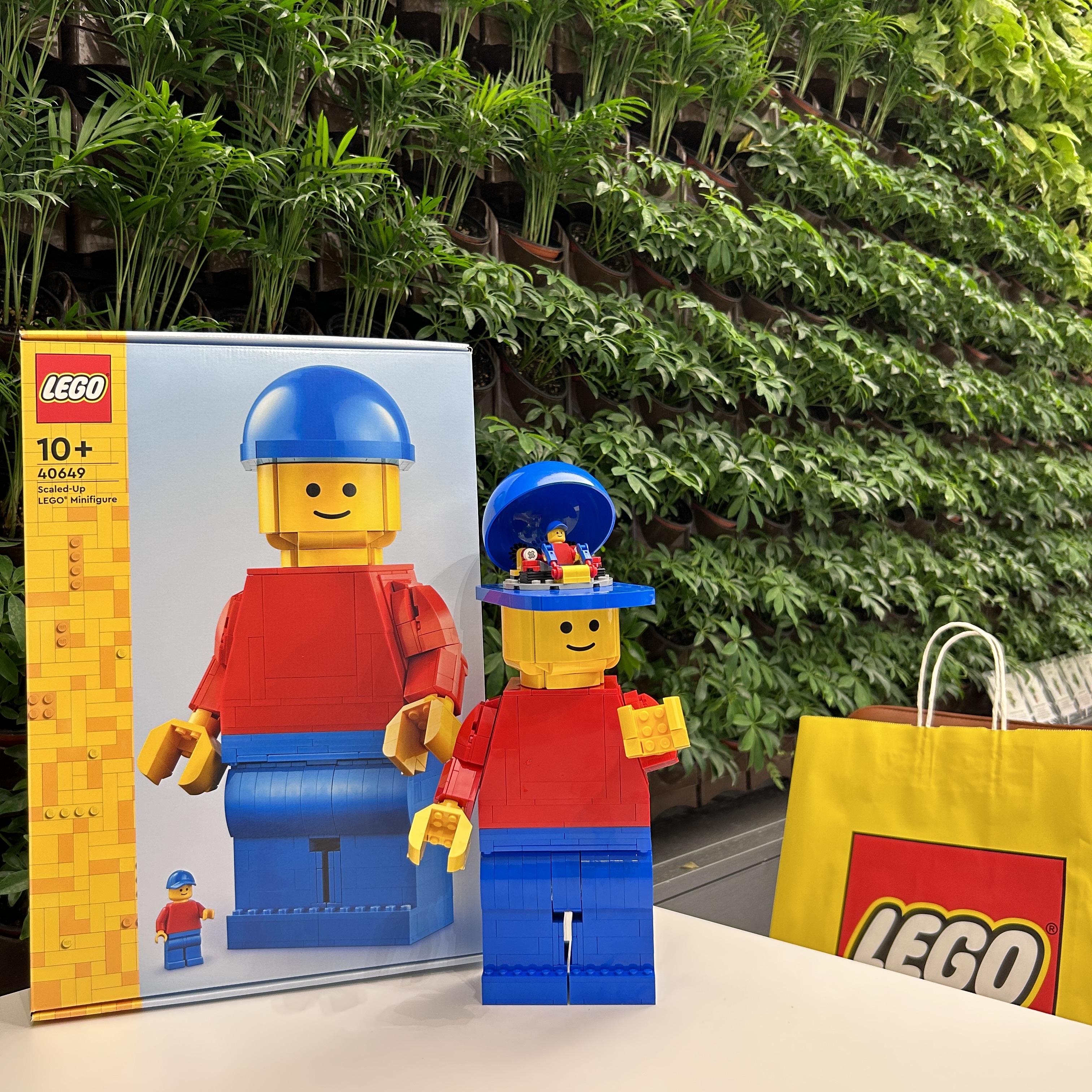 Lego Up-Scaled Lego Minifigure 착용 스타일 - 2