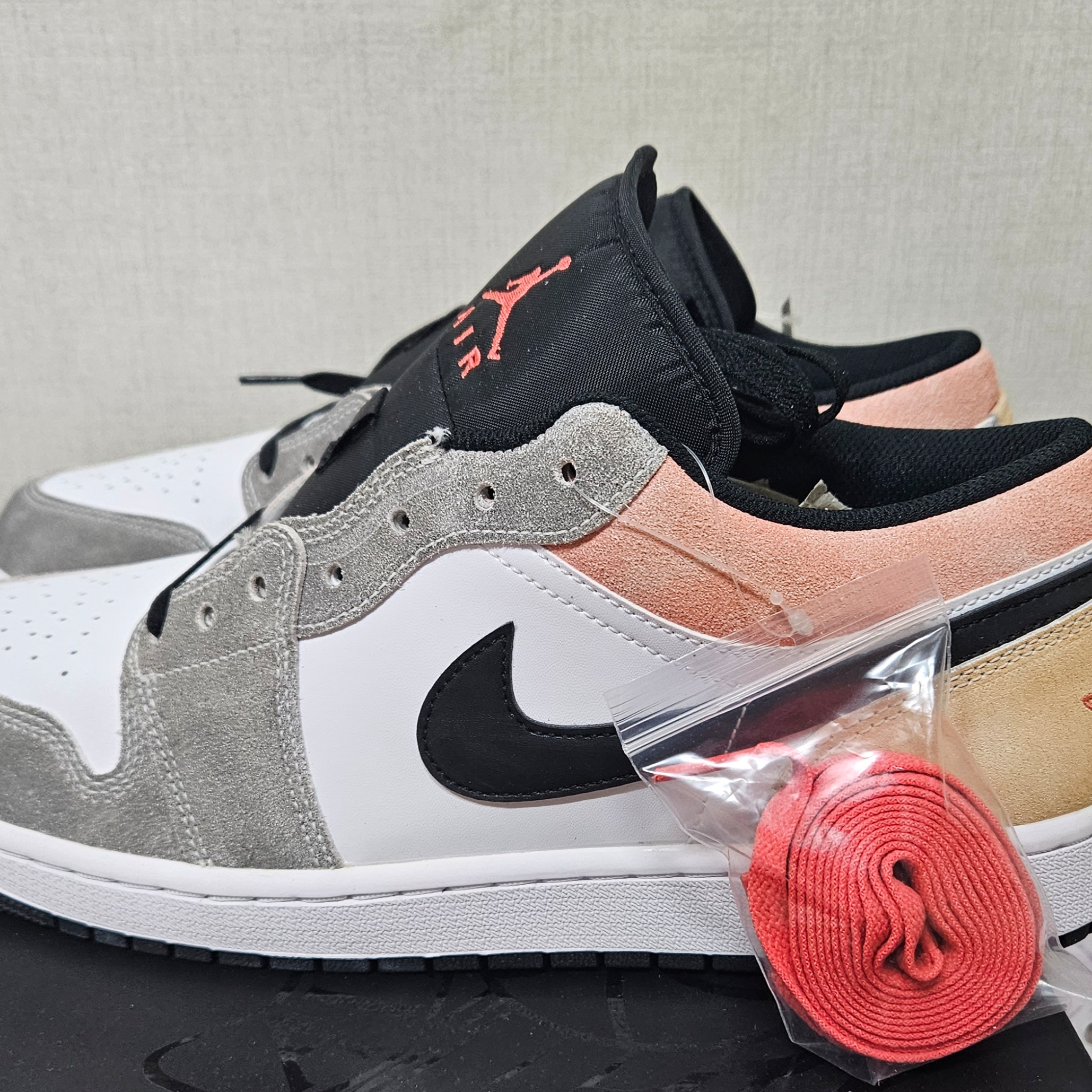 Jordan 1 Low SE Flight Club 착용 스타일