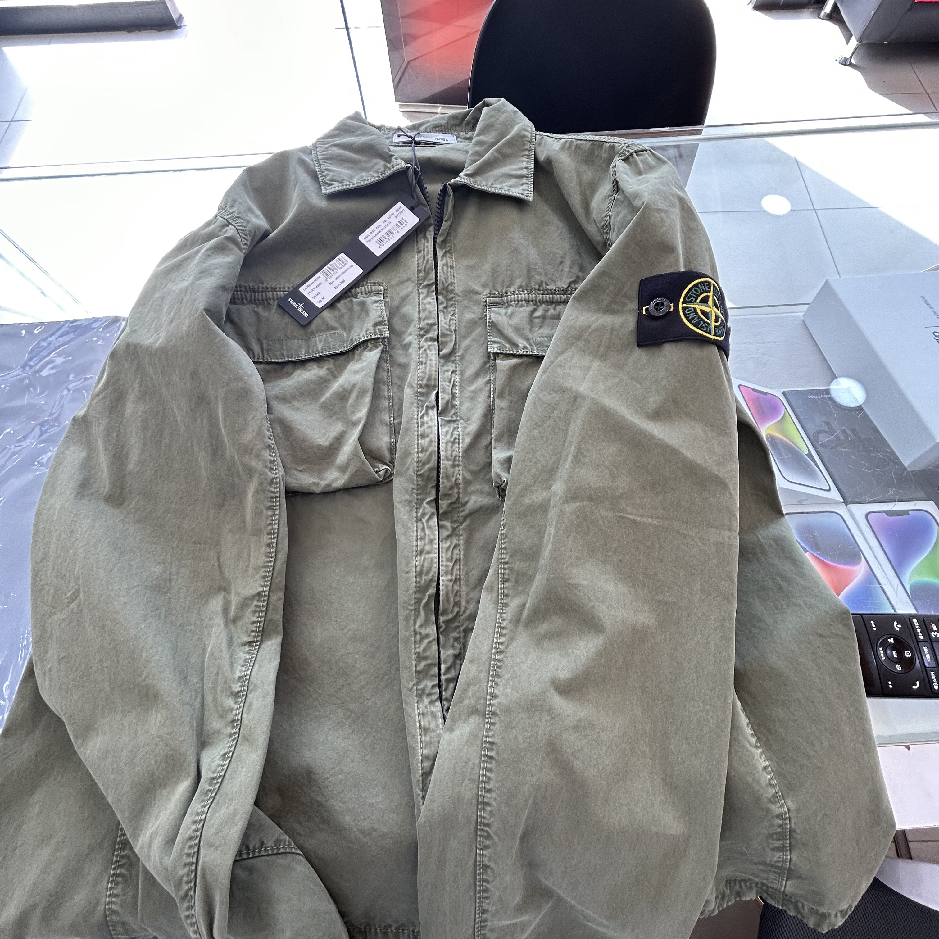 Stone Island 114WN T.CO+OLD Overshirt Olive Green - 22SS 착용 스타일