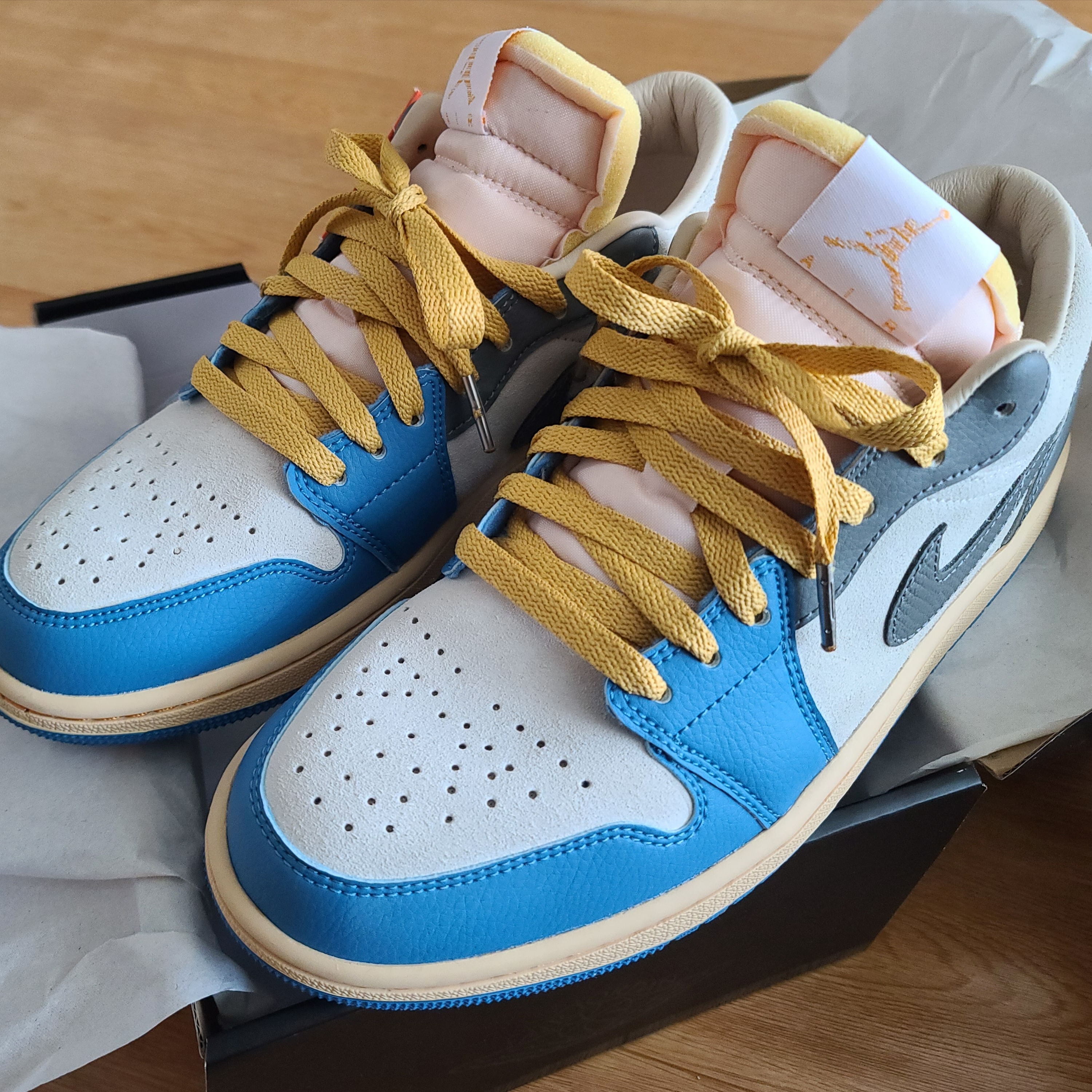 Jordan 1 Low SE Tokyo 96 착용 스타일