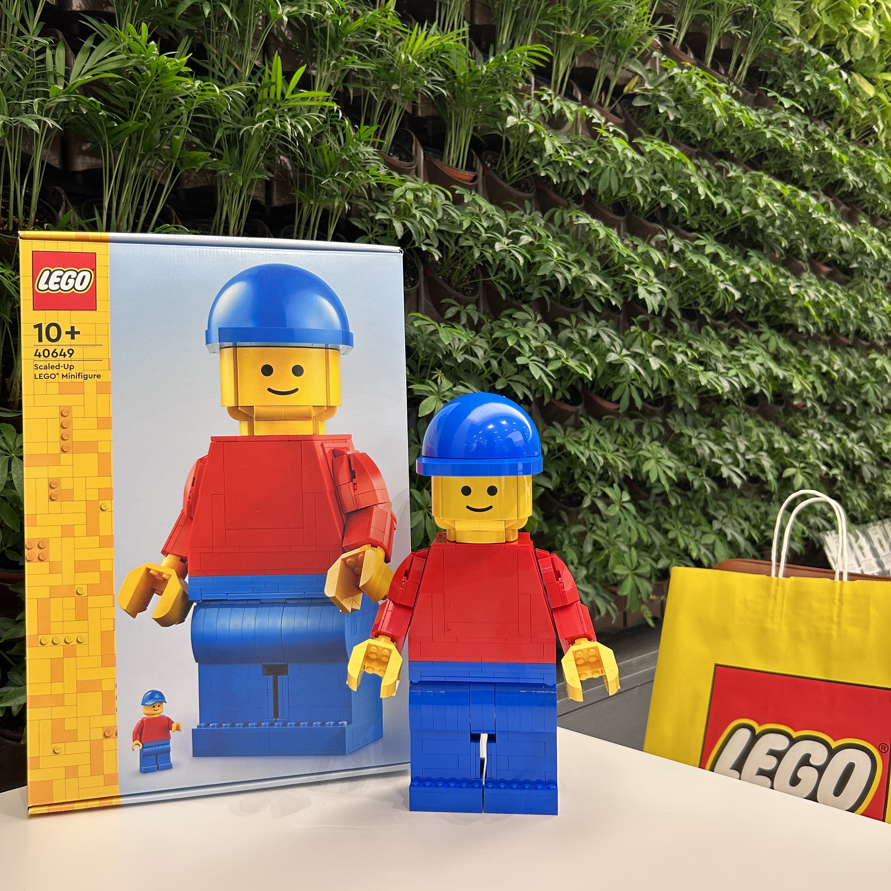Lego Up-Scaled Lego Minifigure 착용 스타일 - 1