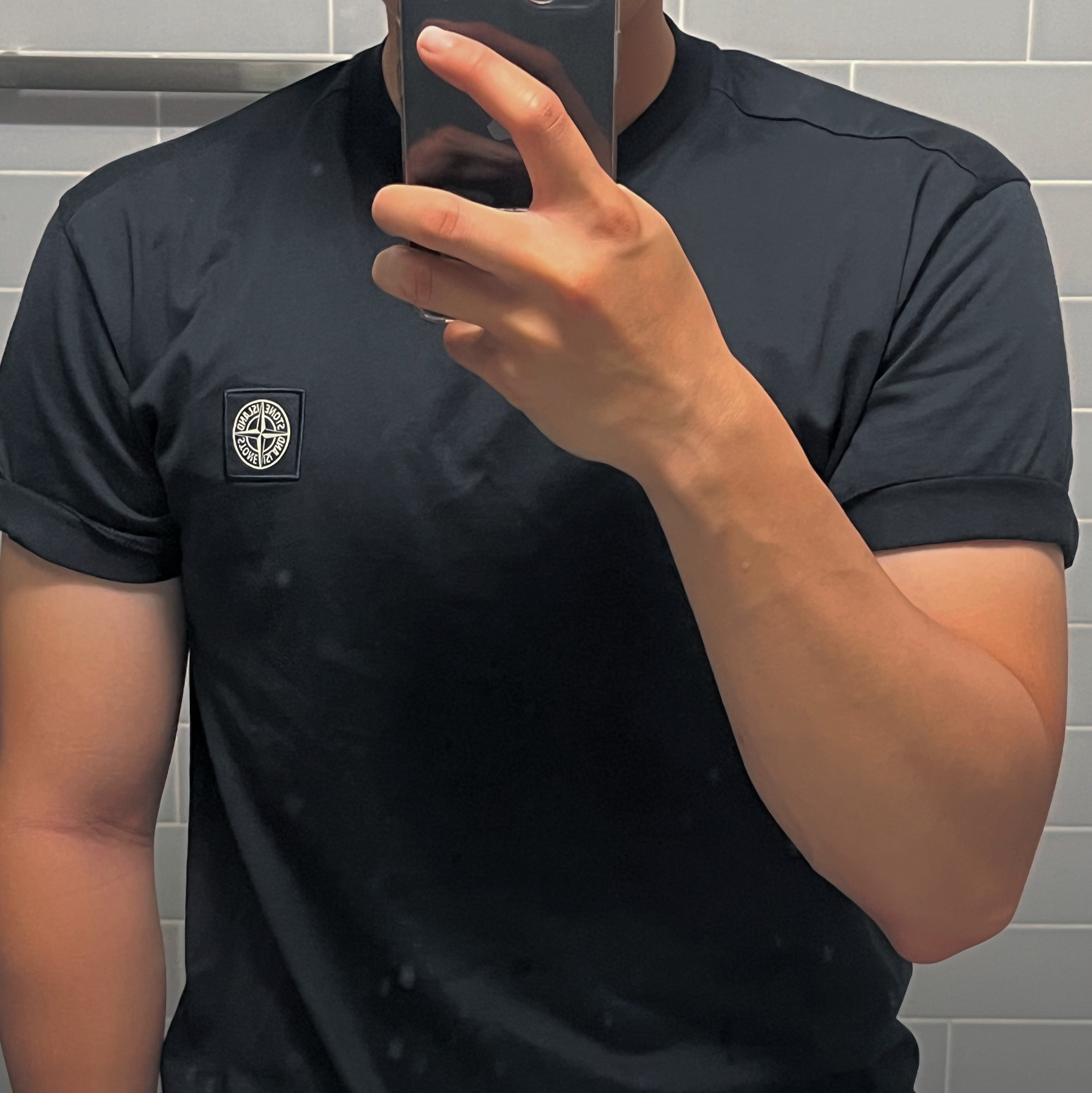 Stone Island 24113 T-Shirt Black - 22SS 착용 스타일