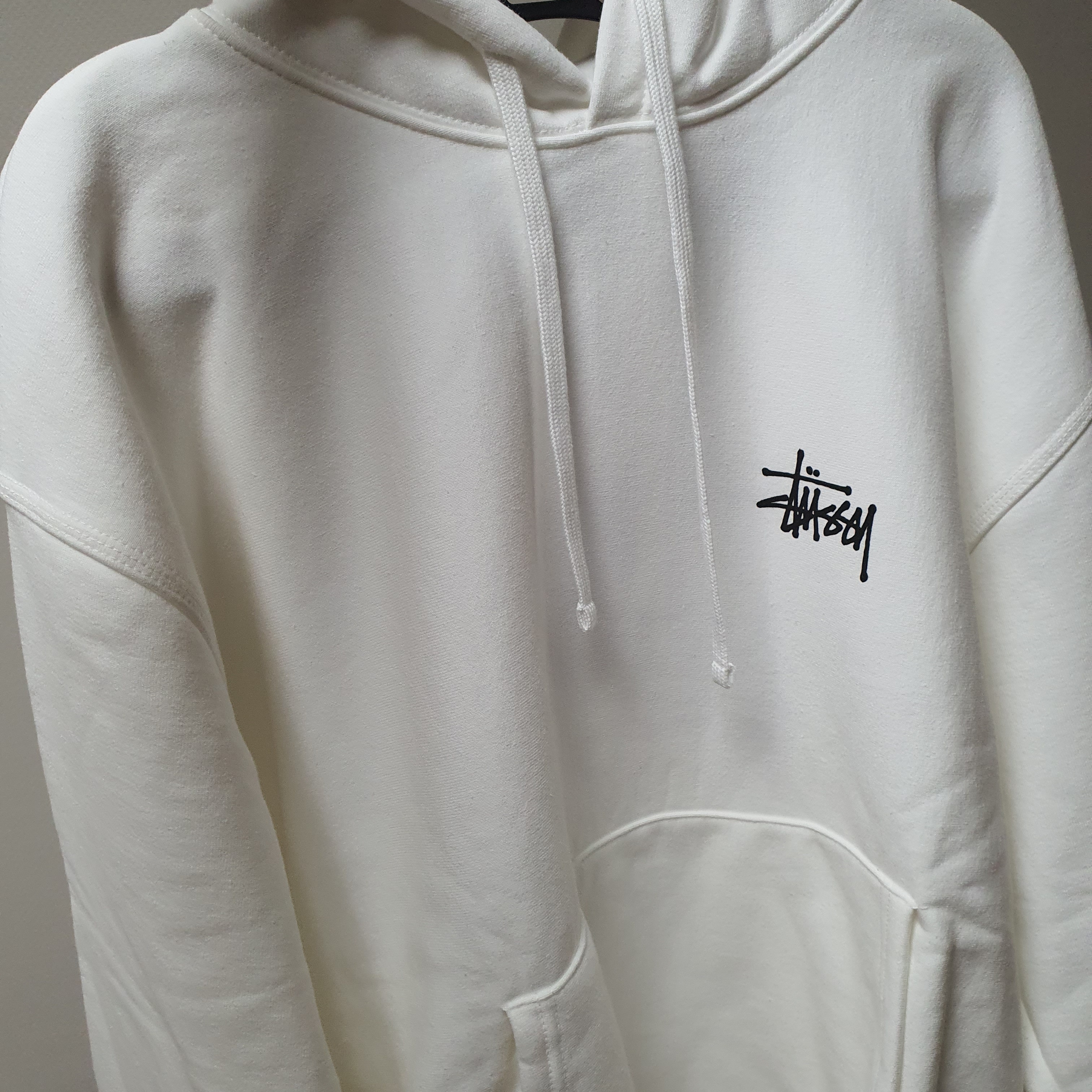 Stussy Basic Stussy Hoodie White 2022 착용 스타일 - 1