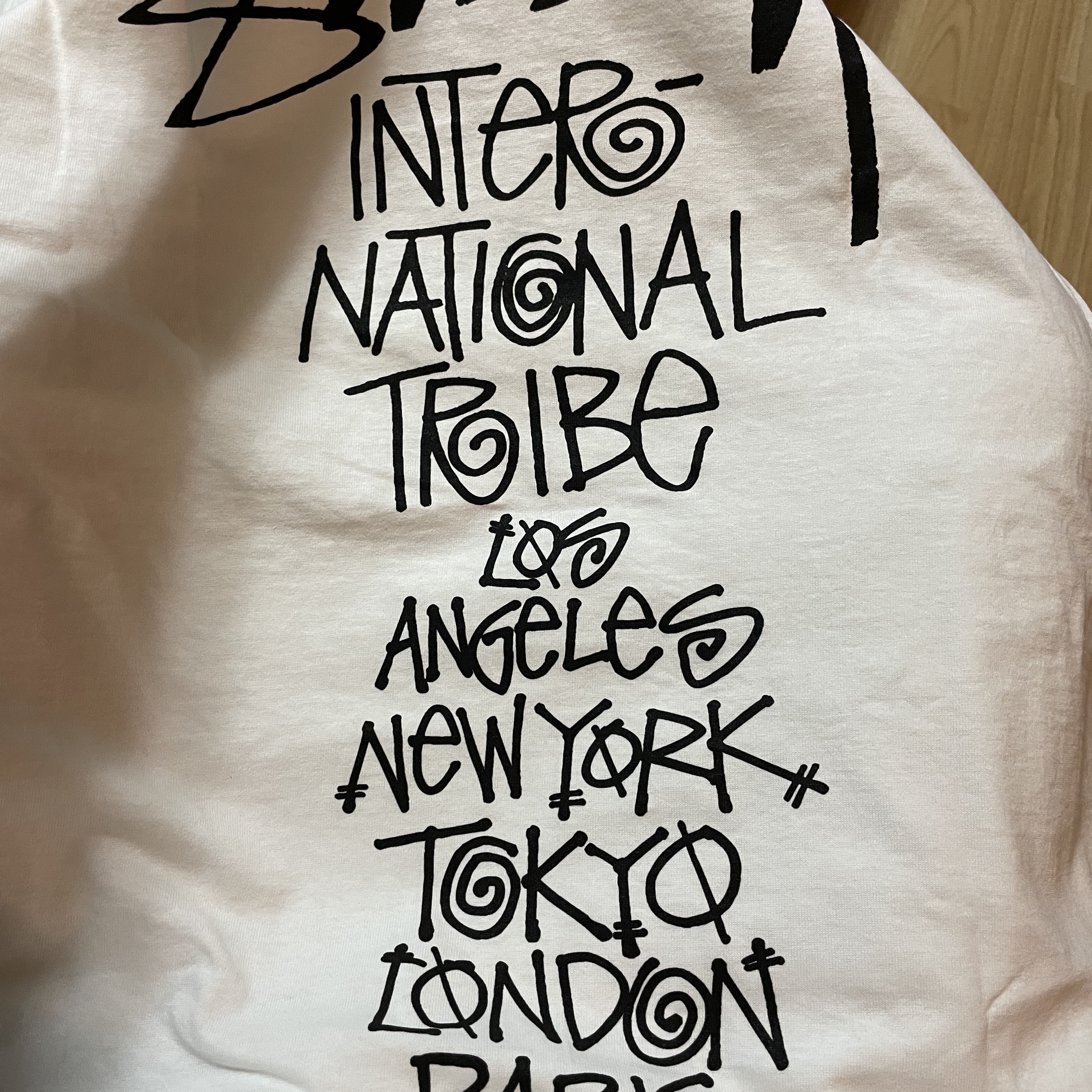 Stussy Tribe Stack T-Shirt White 착용 스타일