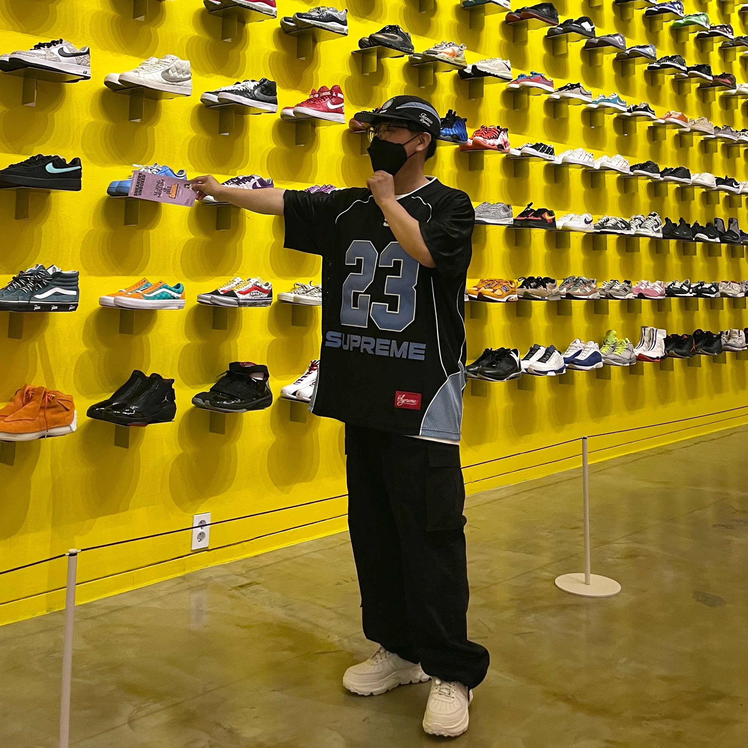 Supreme Perfect Season Football Jersey Black - 23SS 착용 스타일