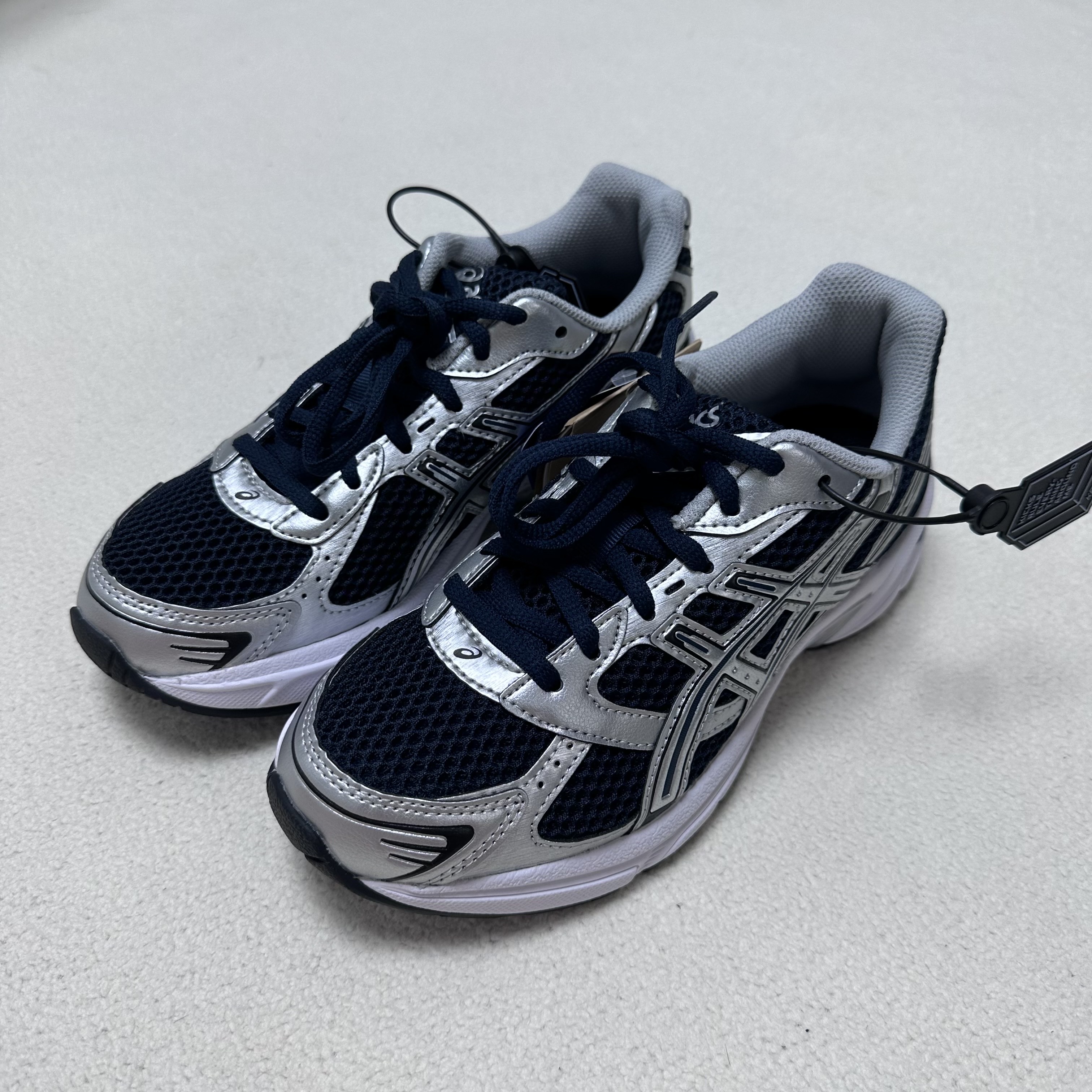 Asics Gel-1130 French Blue Pure Silver 착용 스타일 - 2