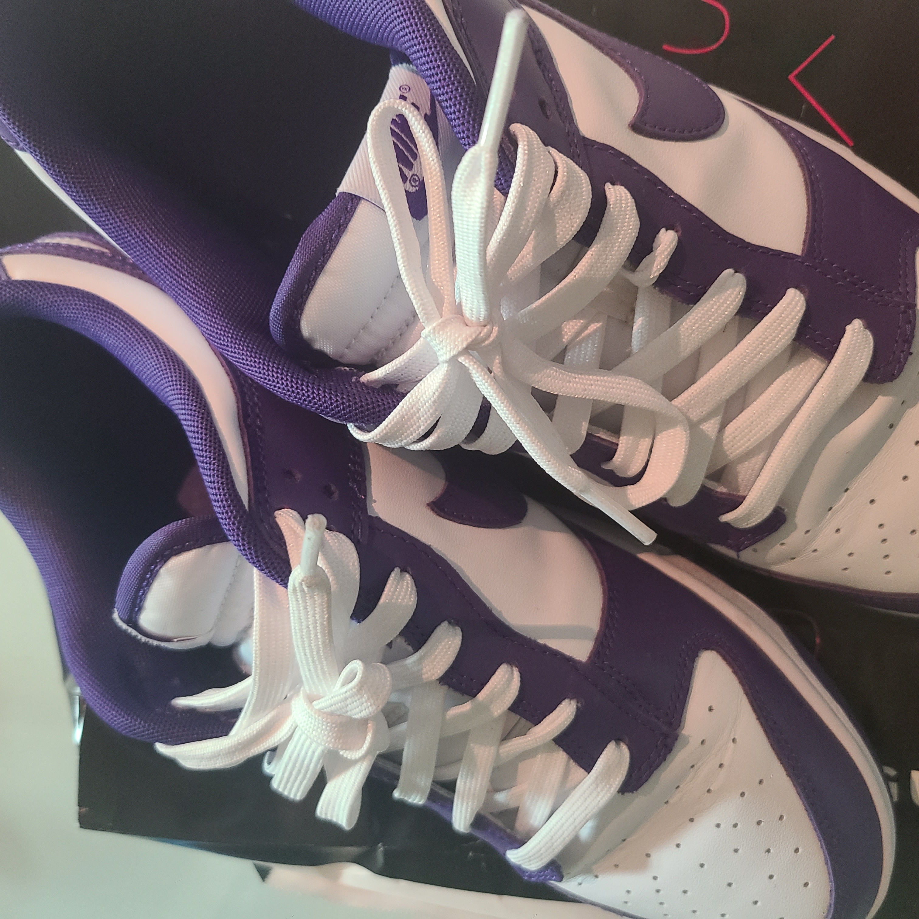 Nike Dunk Low Retro Championship Court Purple 착용 스타일