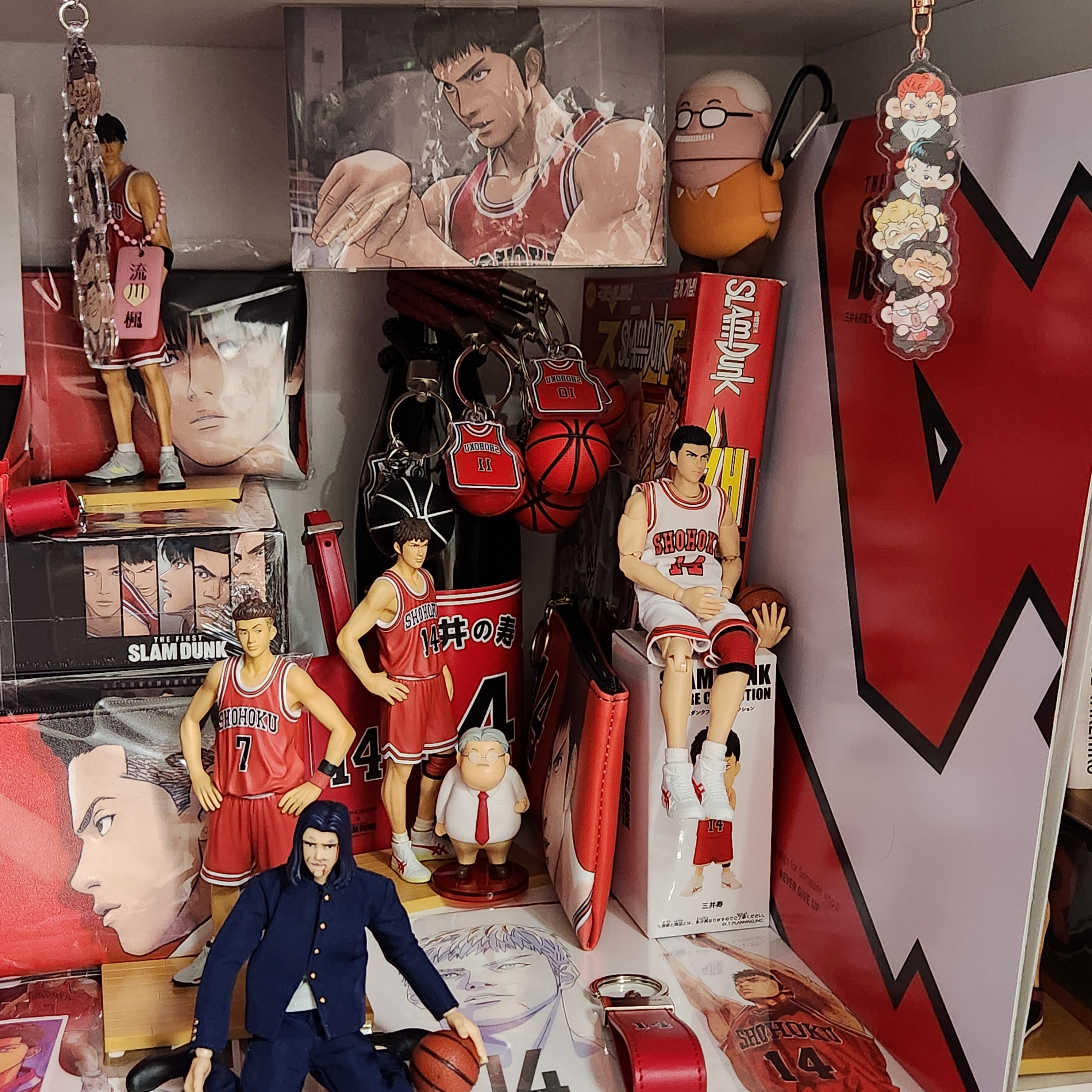 Toei Studio The First Slam Dunk Brings Mitsui Back To Life LP Red, Toei Studio The First Slam Dunk Figure Collection Buksan Jeong Daeman 착용 스타일 - 3