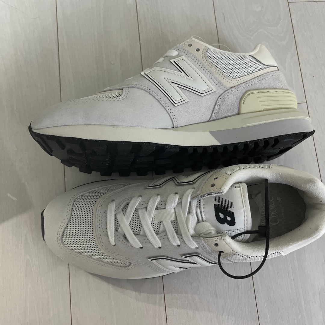 New Balance 574 Legacy Grey White 착용 스타일 - 2