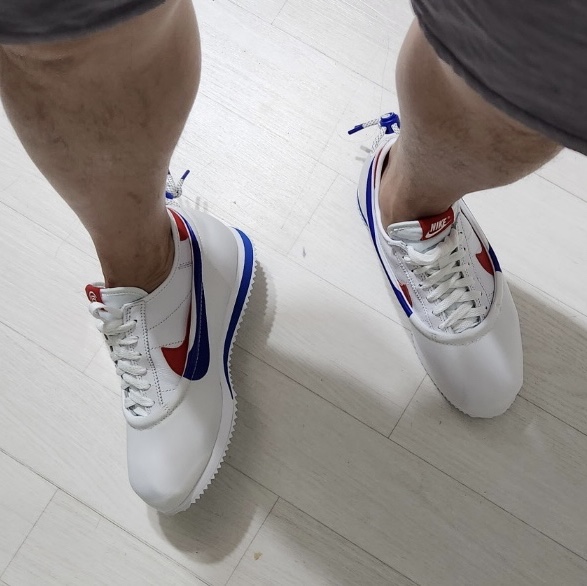 Nike x Clot Cortez SP White and Game Royal 착용 스타일 - 3
