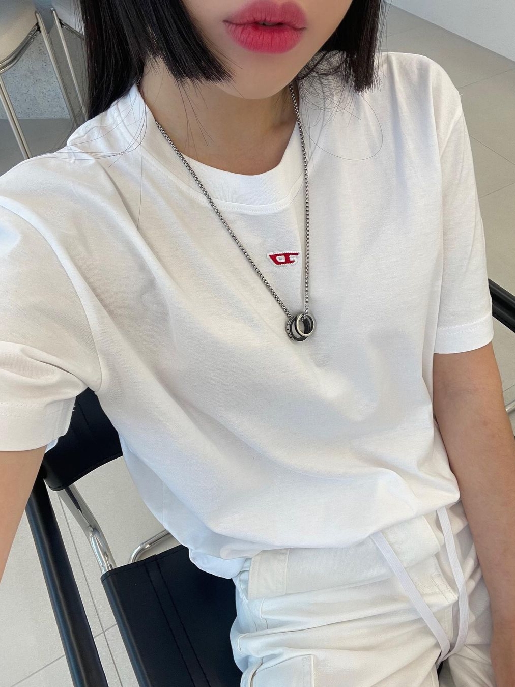Diesel T-Diegor-D T-Shirt White, Diesel T-Diegor-D T-Shirt Black 착용 스타일