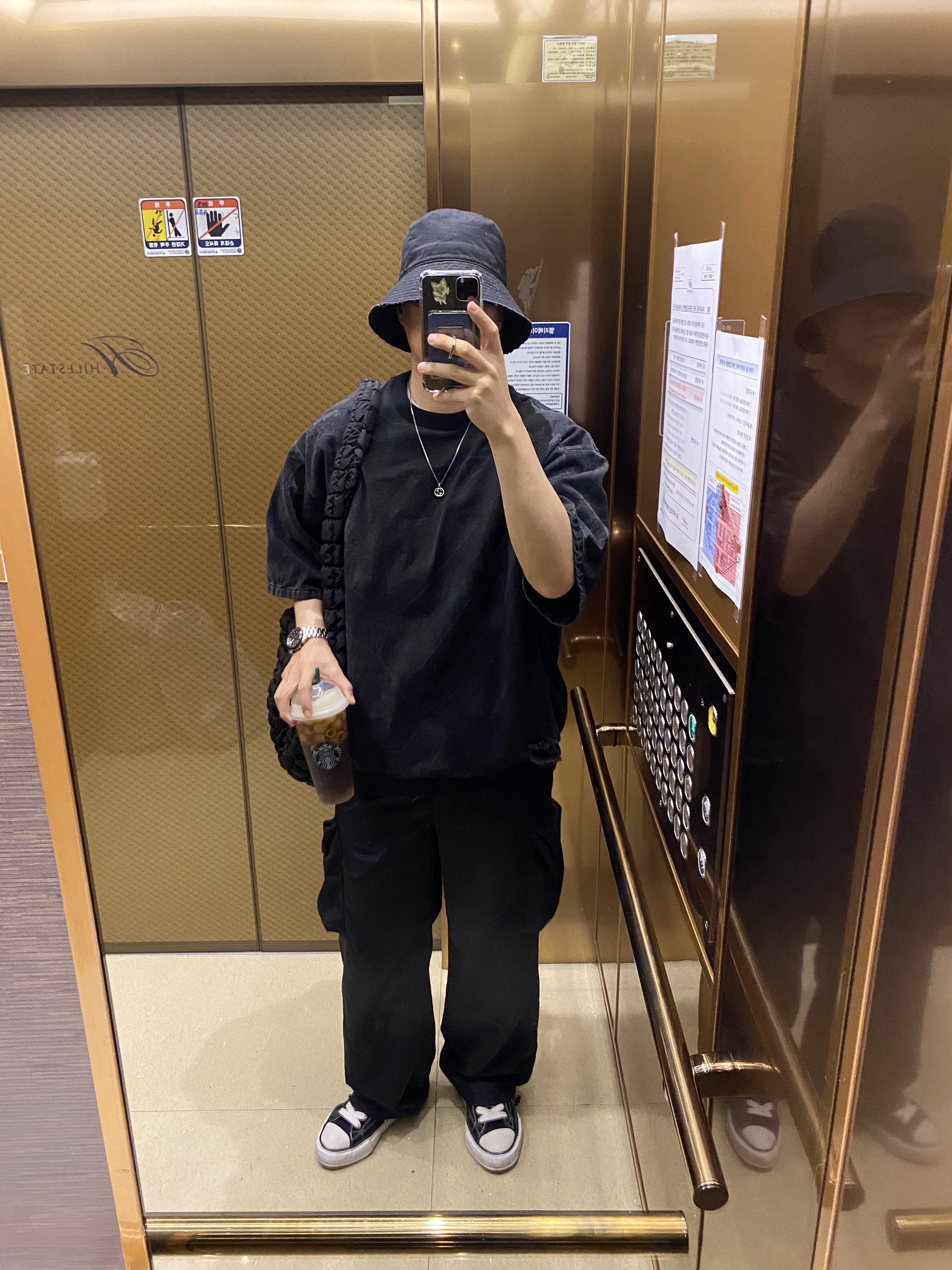 Maison Mihara Yasuhiro Peterson OG Sole Canvas Low Sneakers Black 착용 스타일