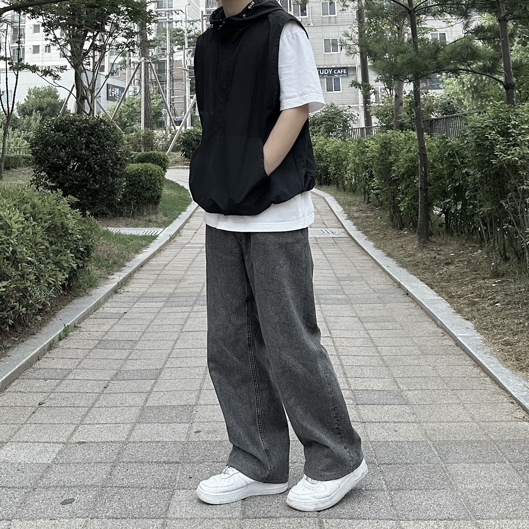 Nike Air Force 1 '07 Low White 착용 스타일