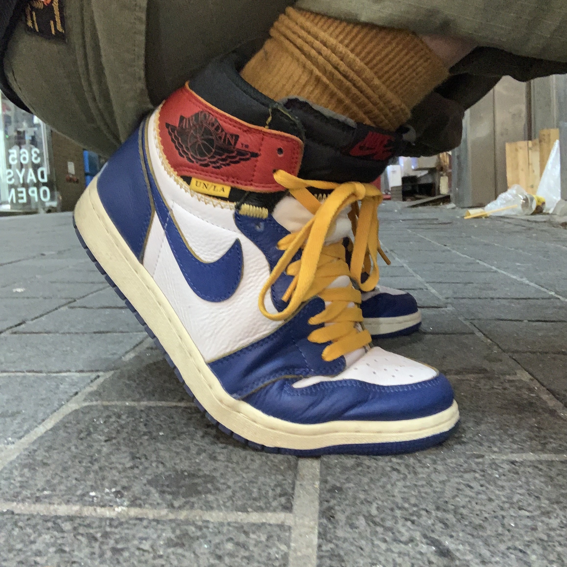 Jordan 1 x Union Retro High Blue Toe 착용 스타일