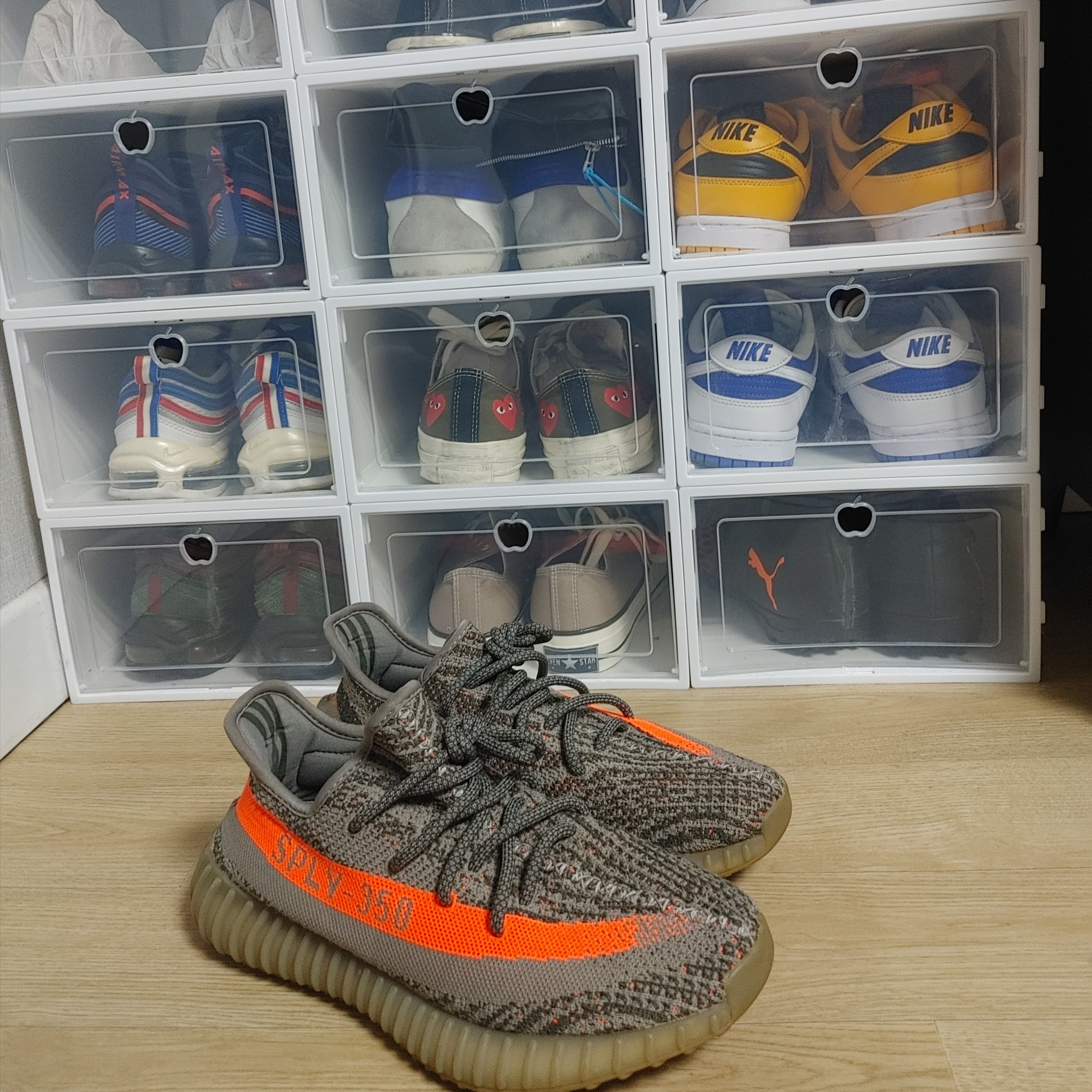 Adidas Yeezy Boost 350 V2 Beluga 착용 스타일