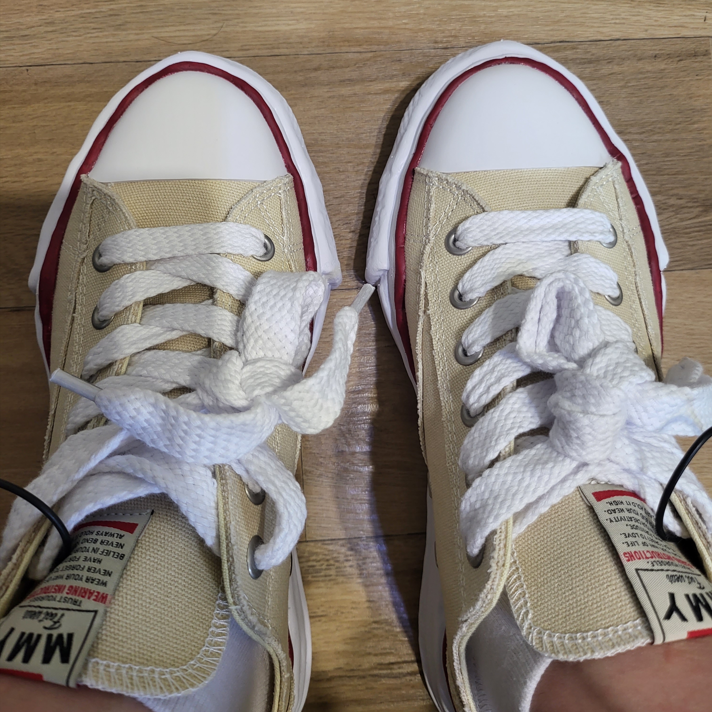 Maison Mihara Yasuhiro Peterson OG Sole Canvas Low-top Sneakers Natural 착용 스타일