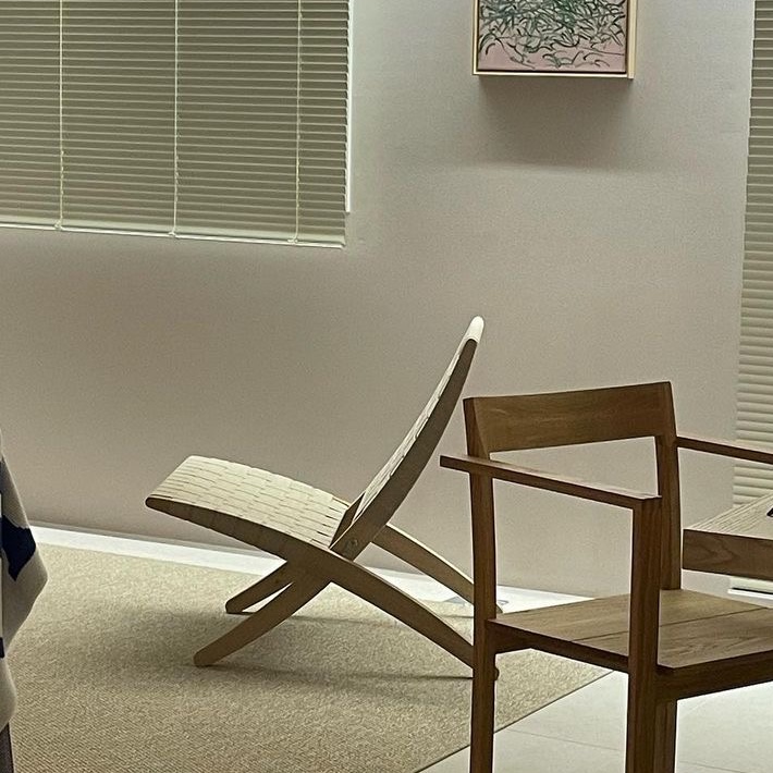 Carl Hansen & Son MG501 Cuba Chair Natural Oak & Soap Finish Natural Seat 착용 스타일
